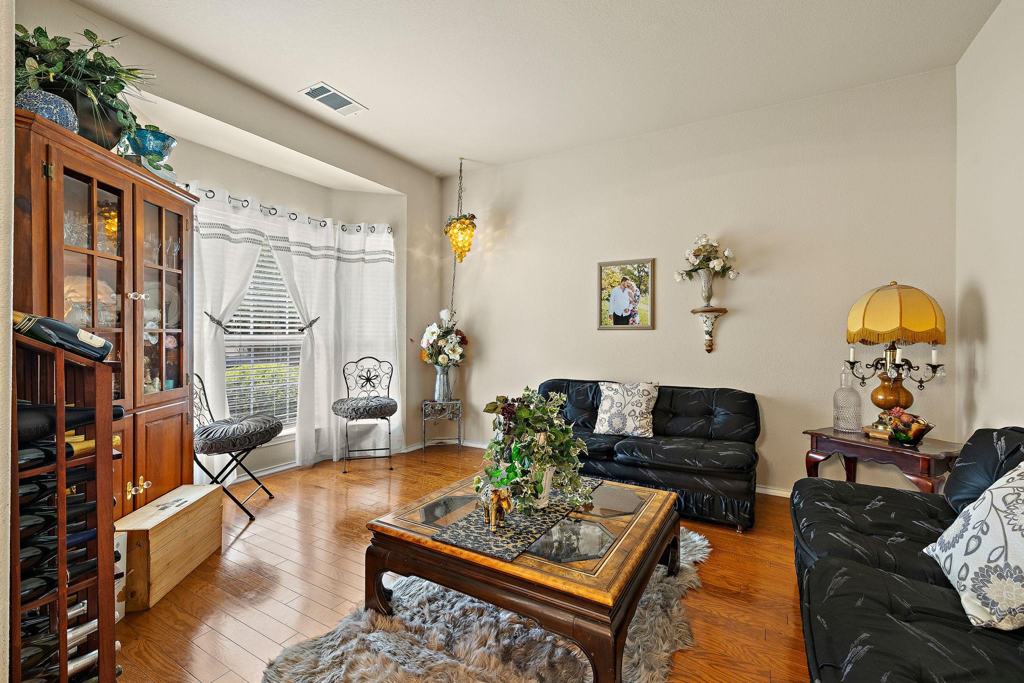 1111 Dalea Blf, Round Rock, TX 78665