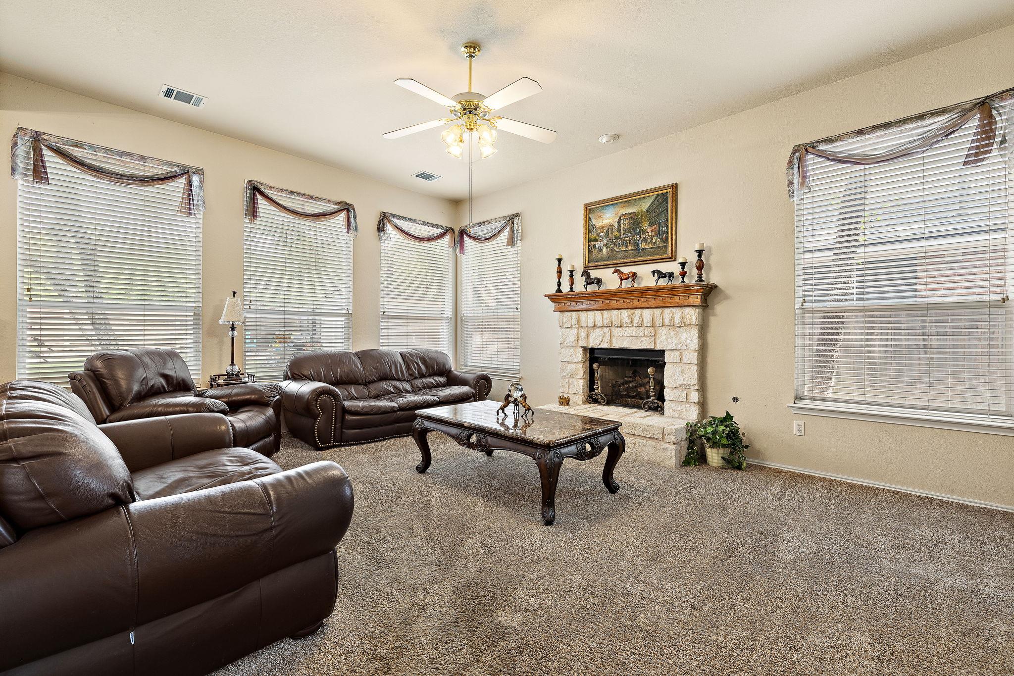 1111 Dalea Blf, Round Rock, TX 78665