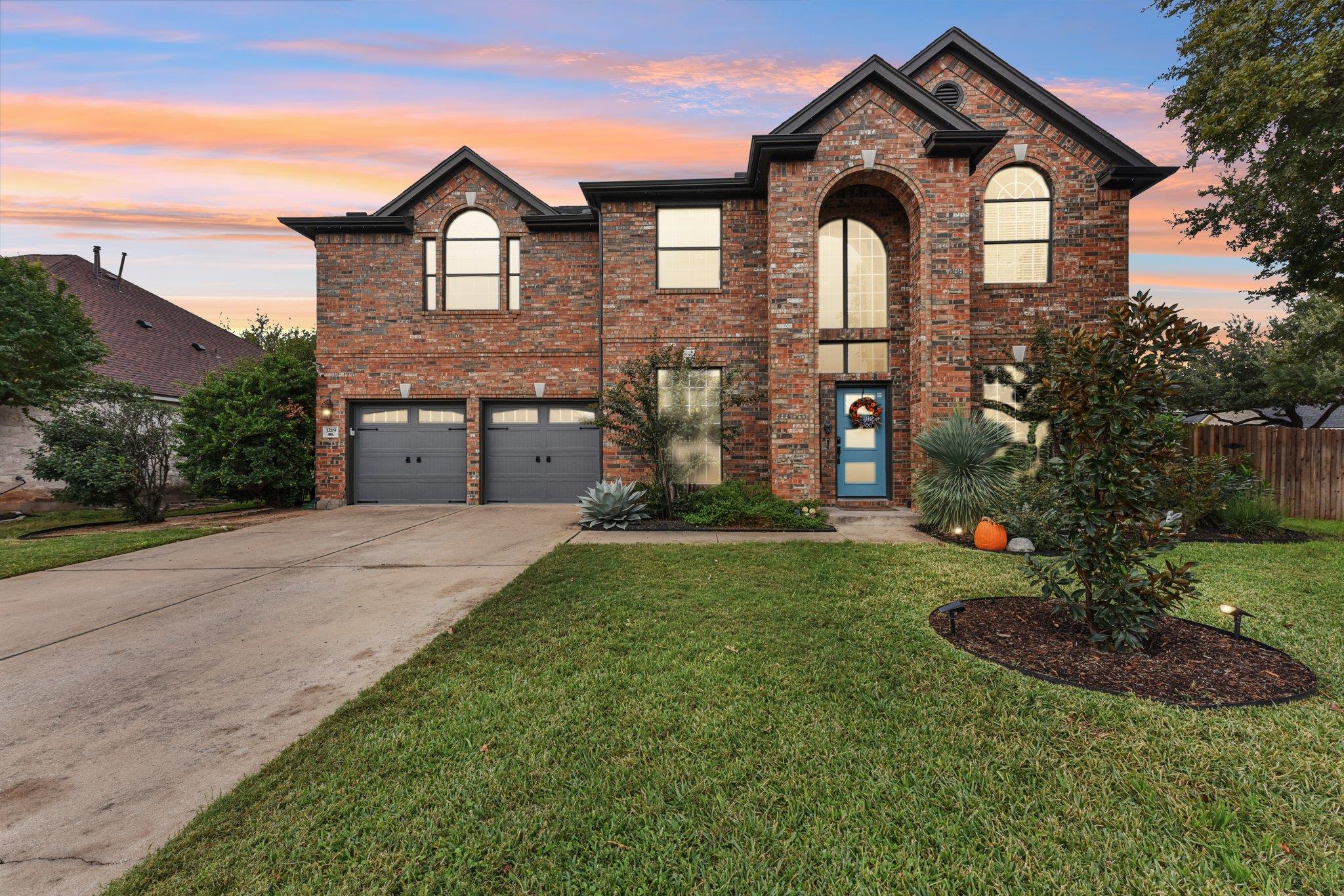 3219 Ash Glen Ln, Round Rock, TX 78681