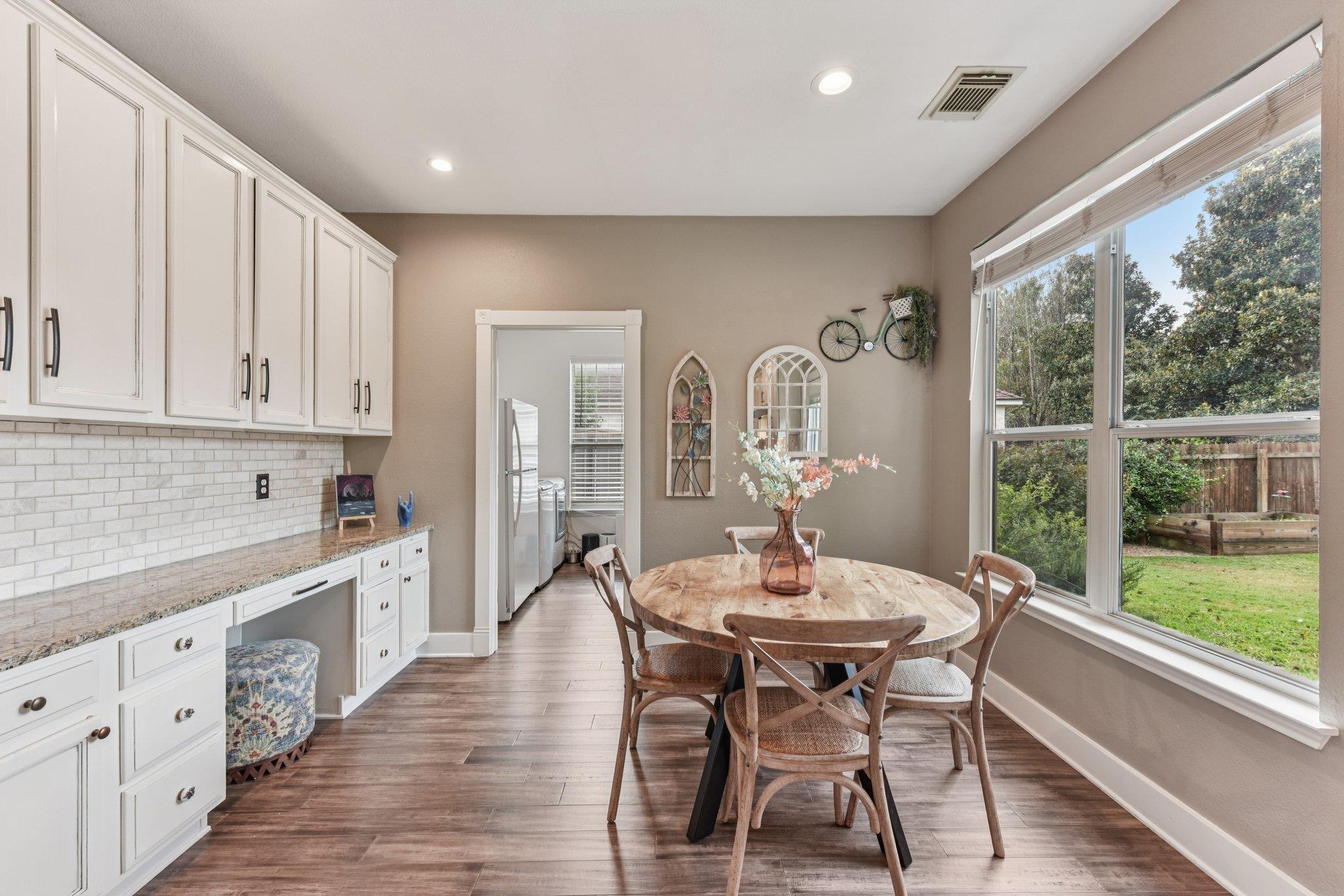 3219 Ash Glen Ln, Round Rock, TX 78681