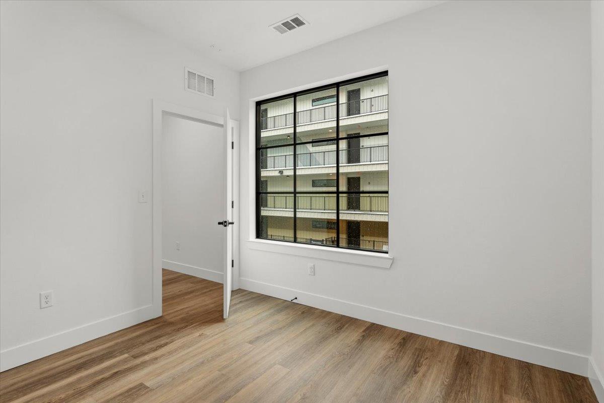 4315 S Congress Ave # 312, Austin, TX 78745