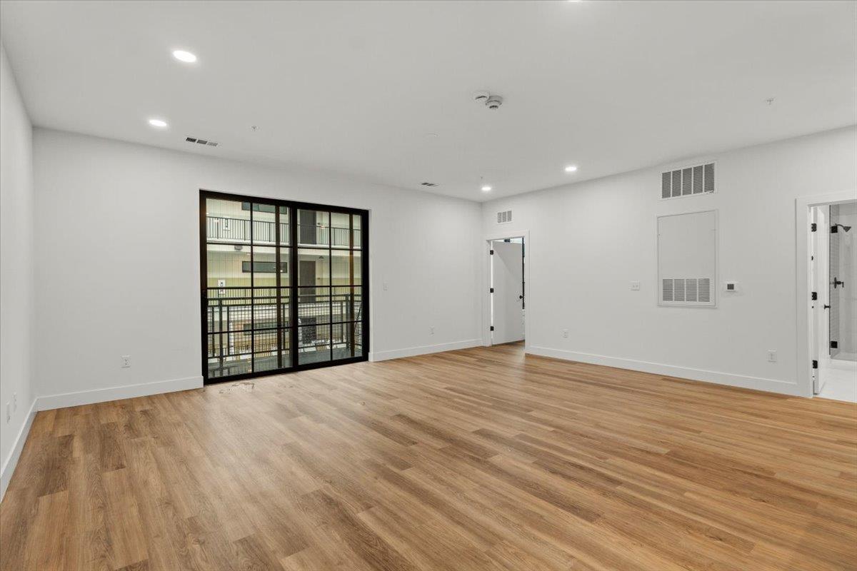 4315 S Congress Ave # 312, Austin, TX 78745