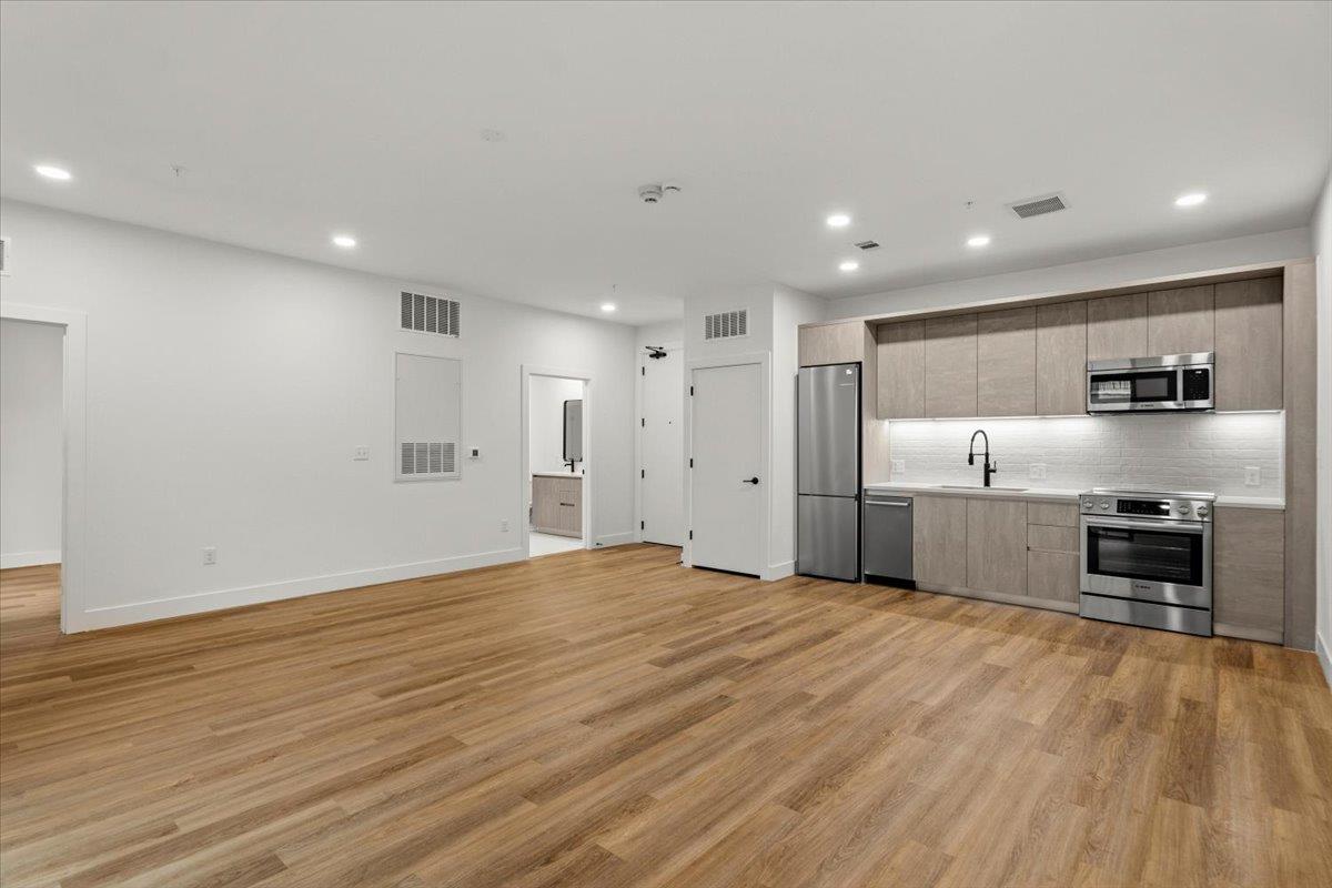 4315 S Congress Ave # 312, Austin, TX 78745