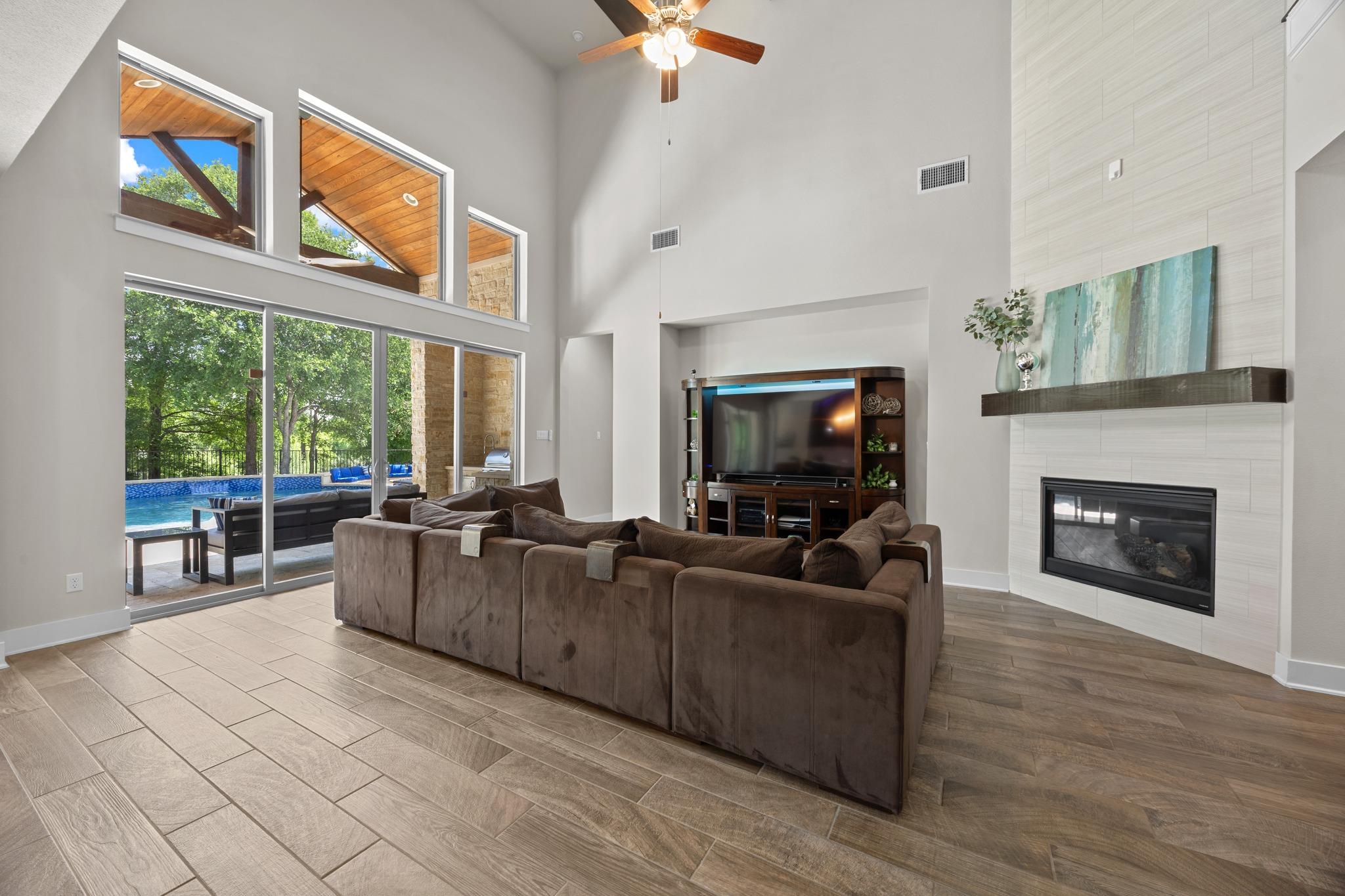 4033 Anderson Bluff Dr, Cedar Park, TX 78613