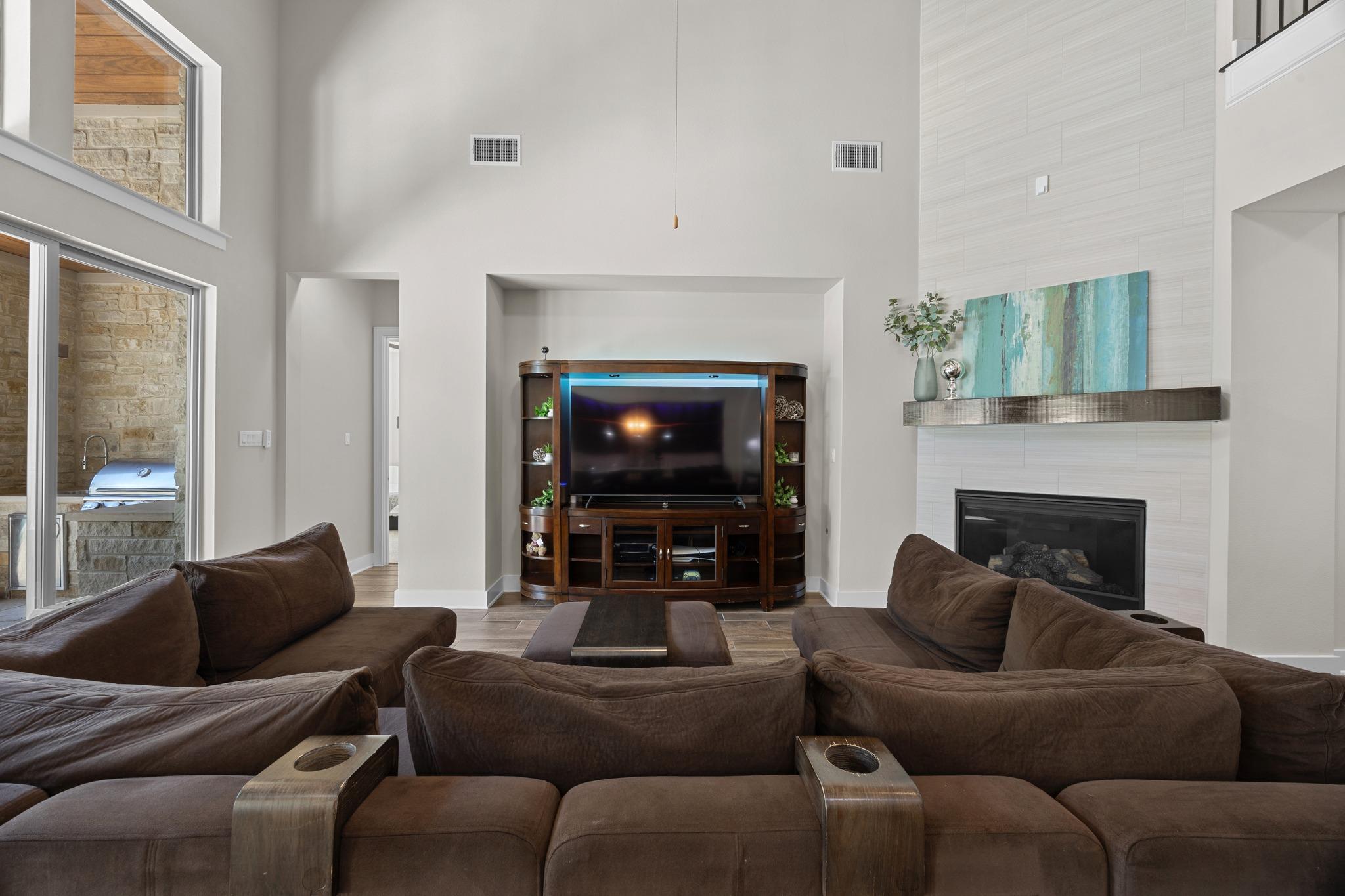 4033 Anderson Bluff Dr, Cedar Park, TX 78613