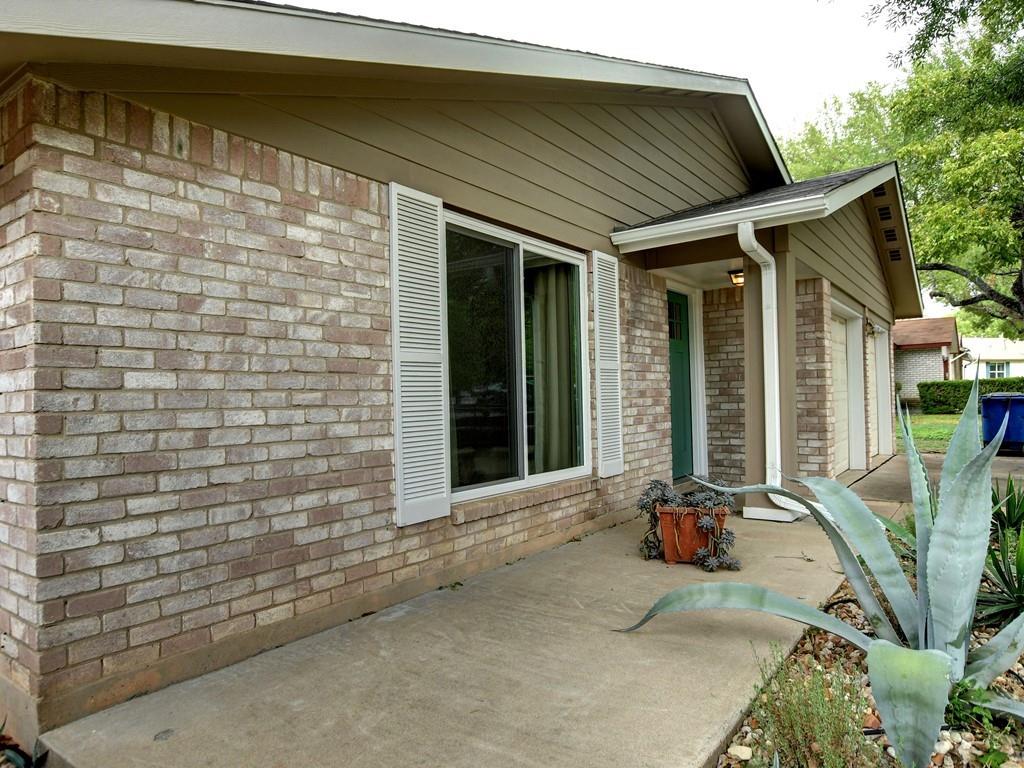 11108 Applewood Dr, Austin, TX 78758