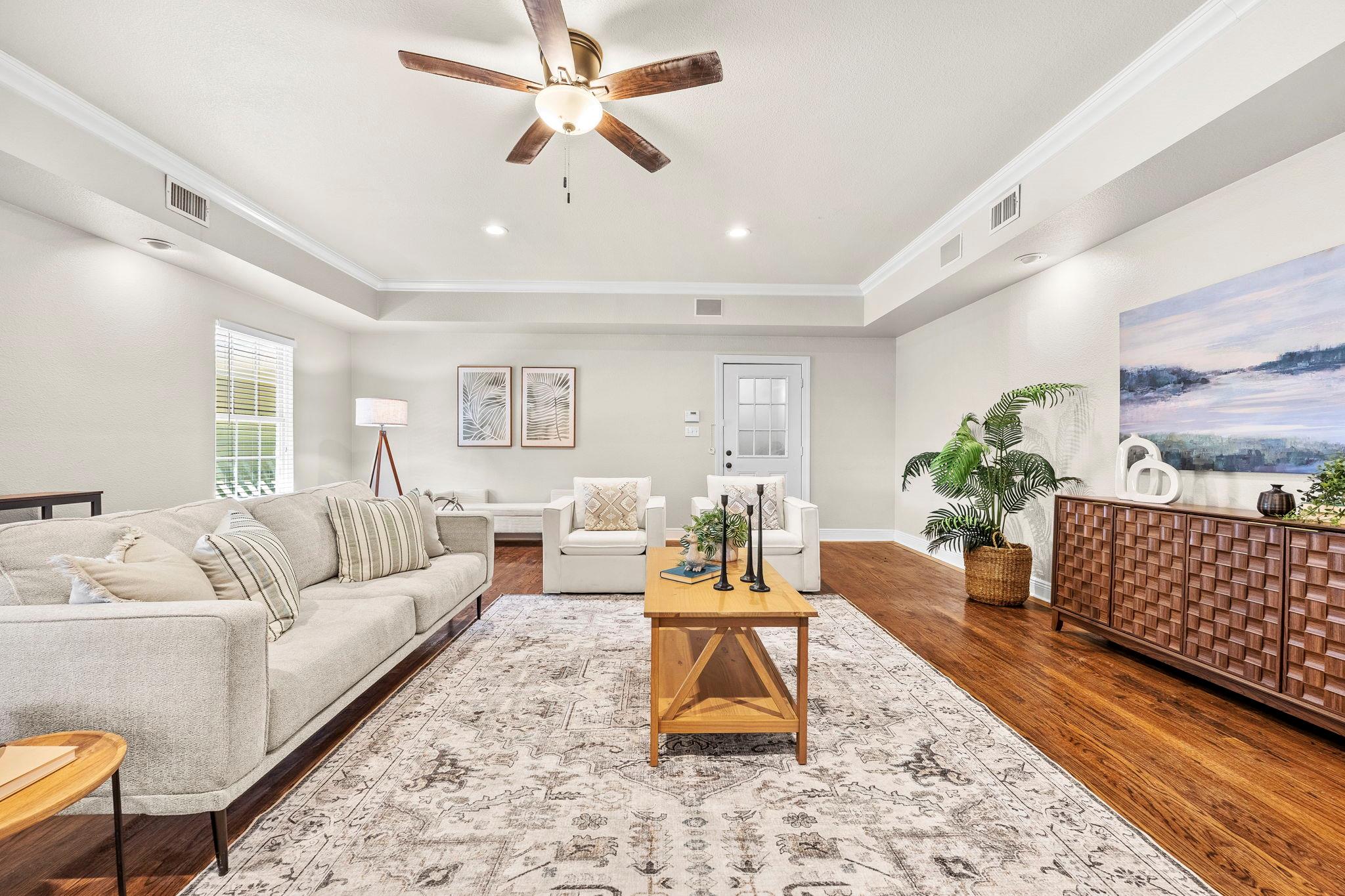 924 E 52nd St # A, Austin, TX 78751