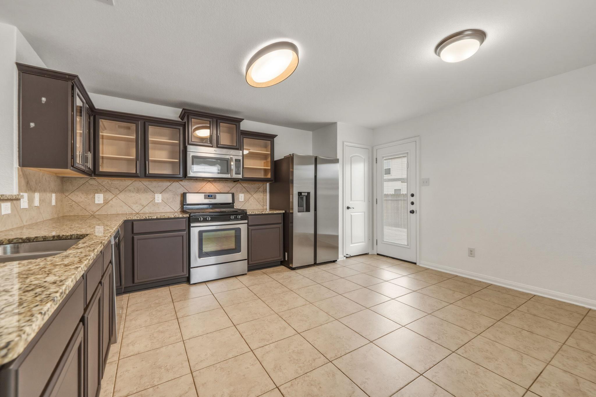 1437 Treeta Trl, Kyle, TX 78640