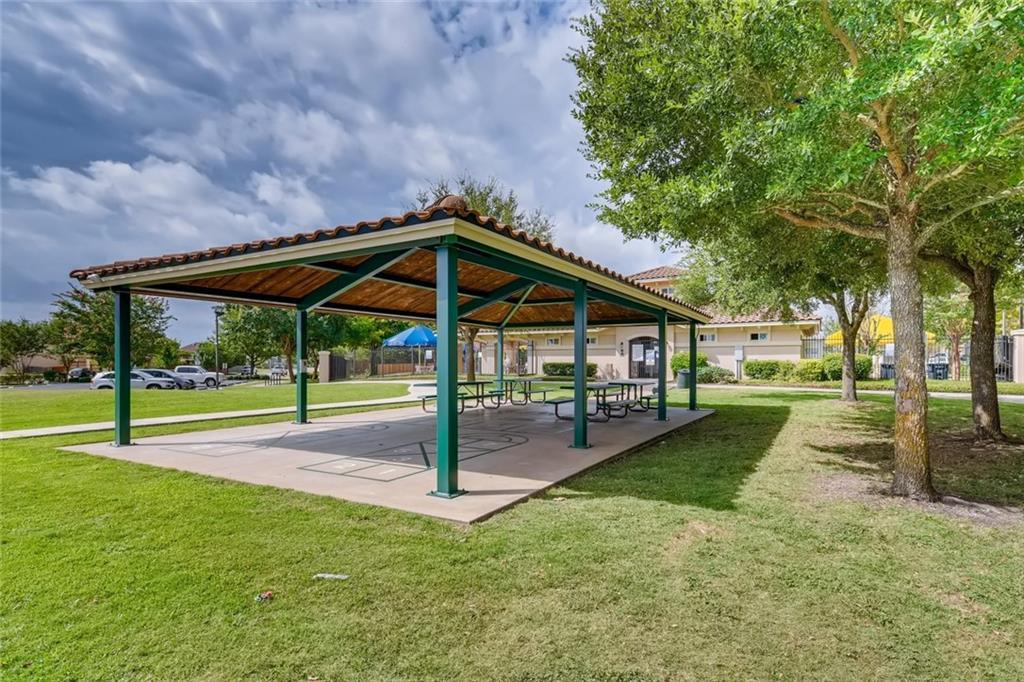 1437 Treeta Trl, Kyle, TX 78640