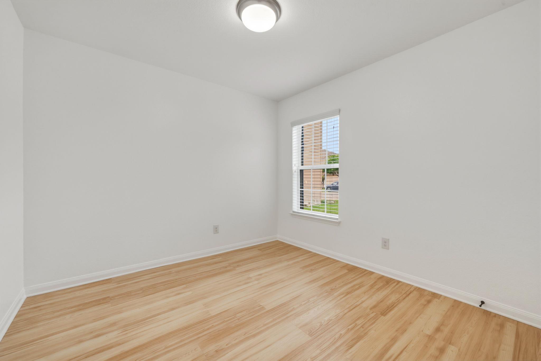 1437 Treeta Trl, Kyle, TX 78640