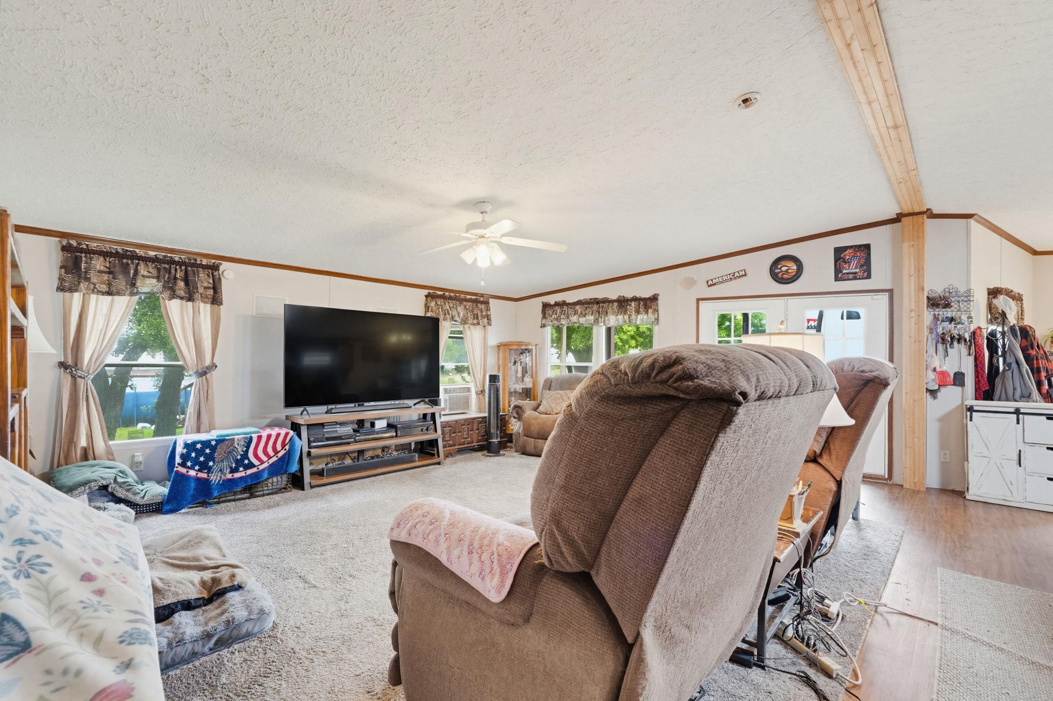 164 County Road 4450, Kempner, TX 76539