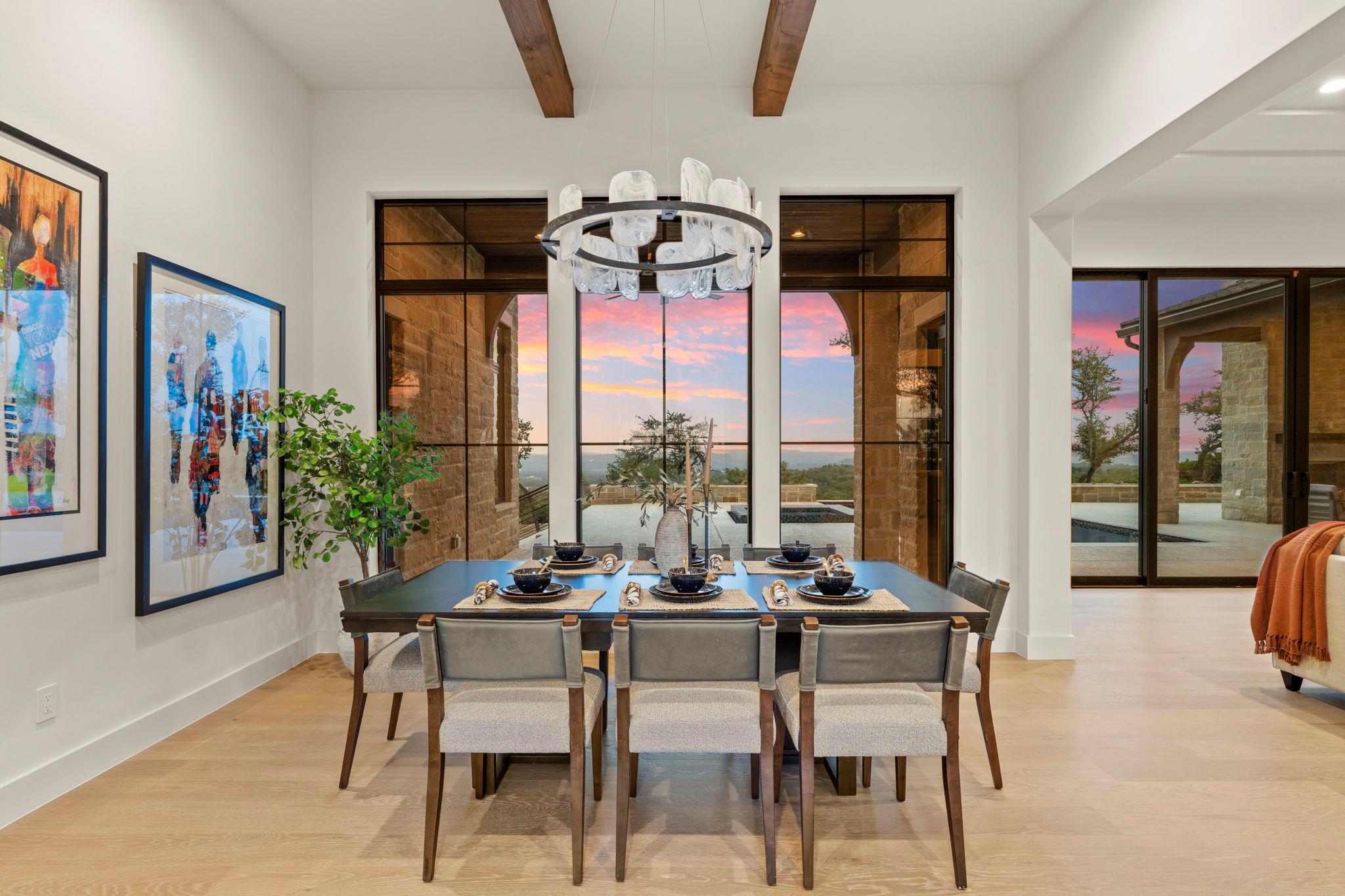 1149 Canyon Crossing View, Dripping Springs, TX 78620