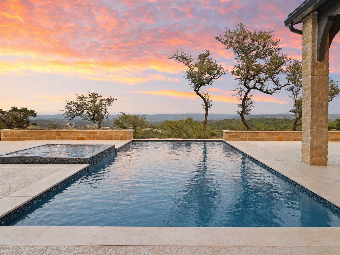 1149 Canyon Crossing View, Dripping Springs, TX 78620