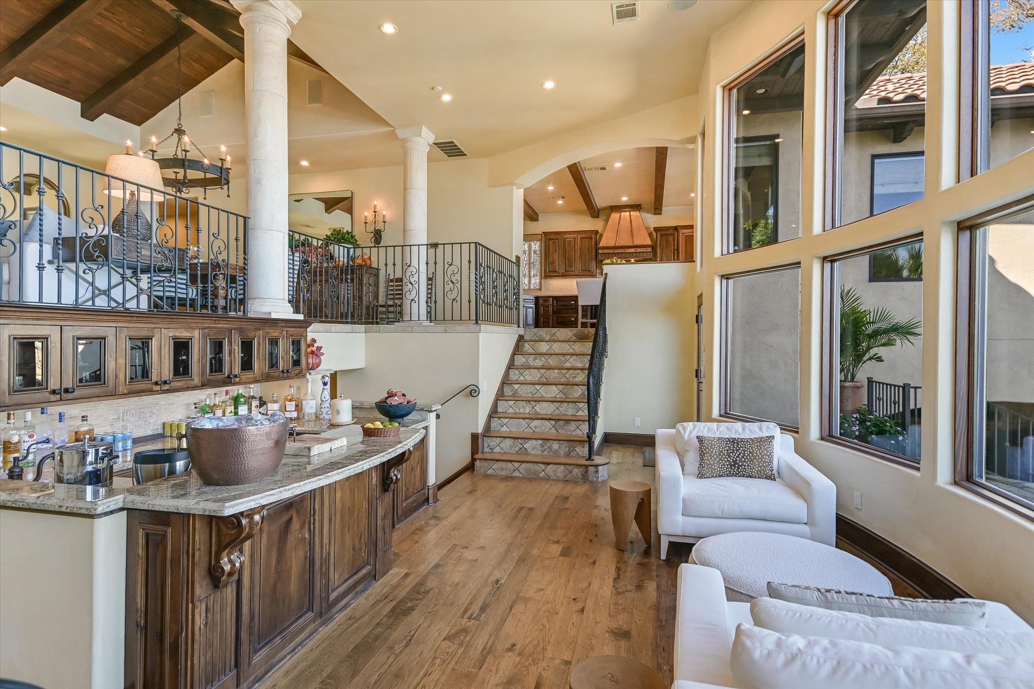 120 Applehead Island Dr, Horseshoe Bay, TX 78657