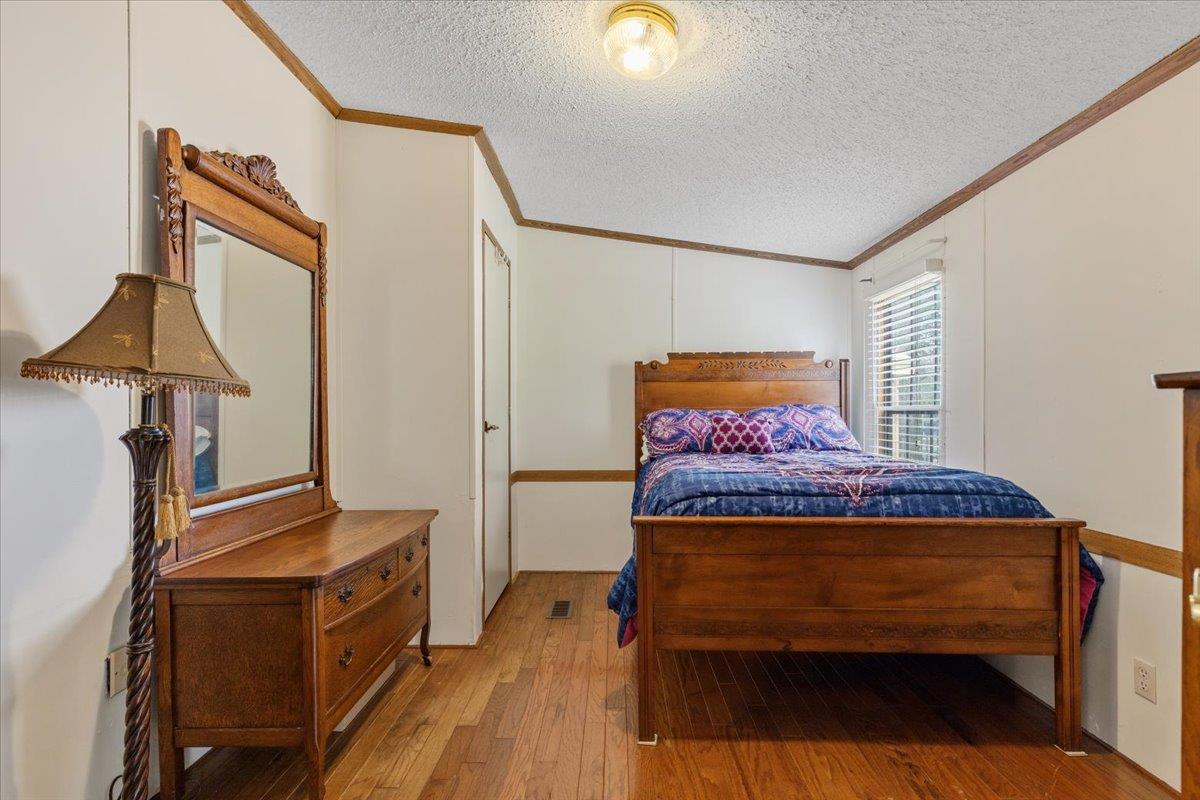 3122 River Rd, Cedar Creek, TX 78612