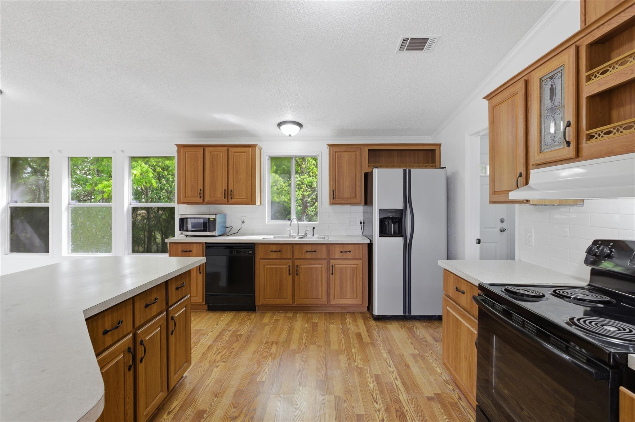 376 Rae Ln # A, Jarrell, TX 76537