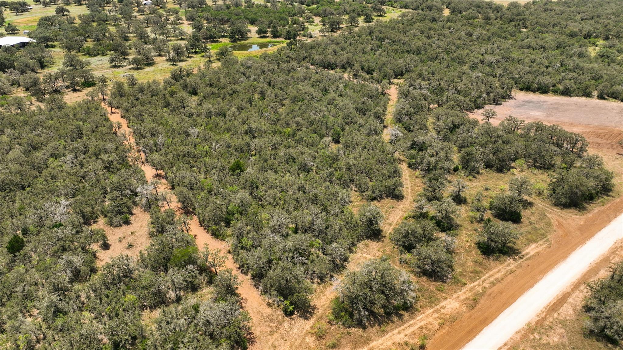 9057 Sycamore Shade Ln, Kingsbury, TX 78155