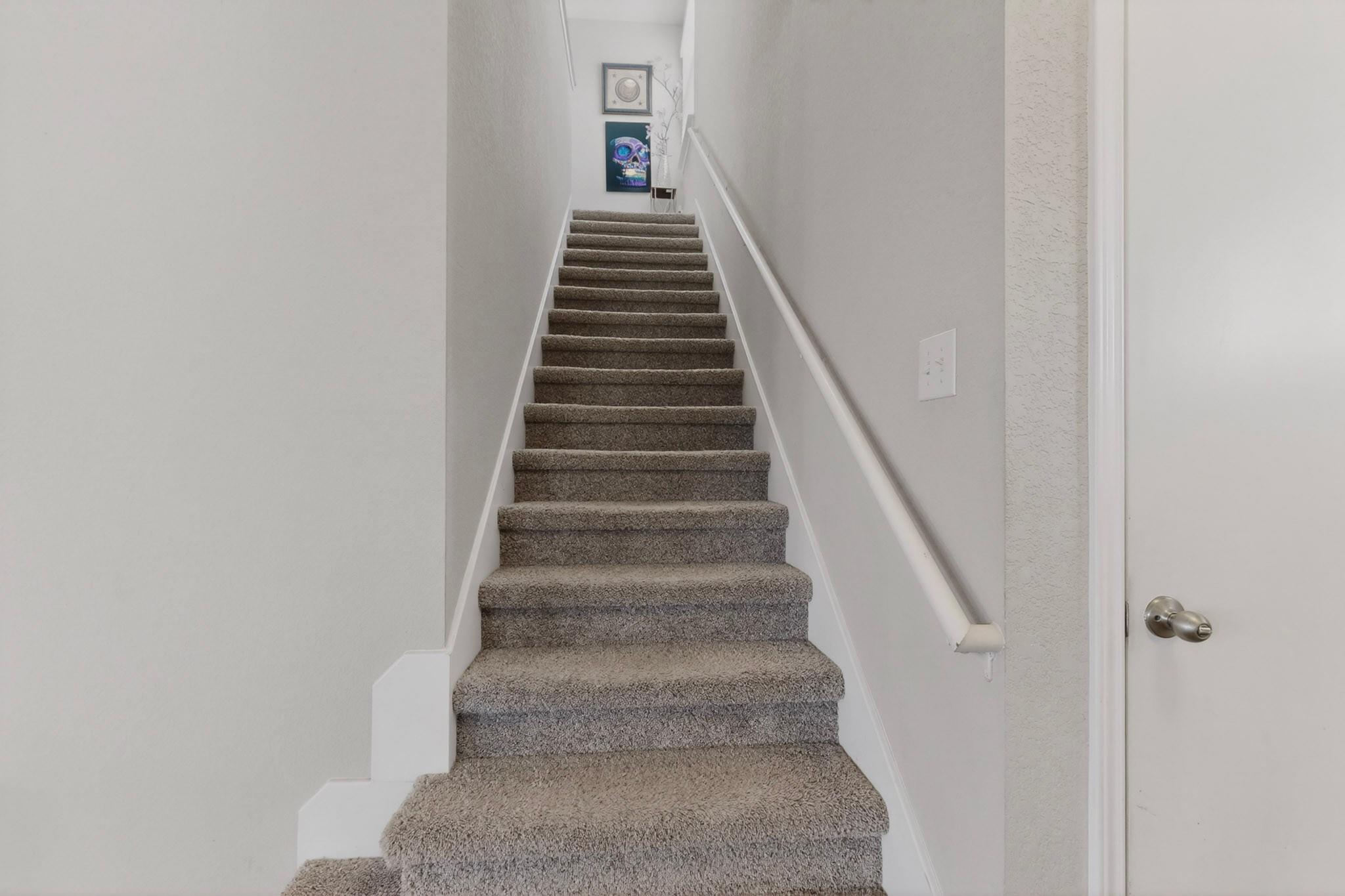 119 Stellamar Dr, Hutto, TX 78634