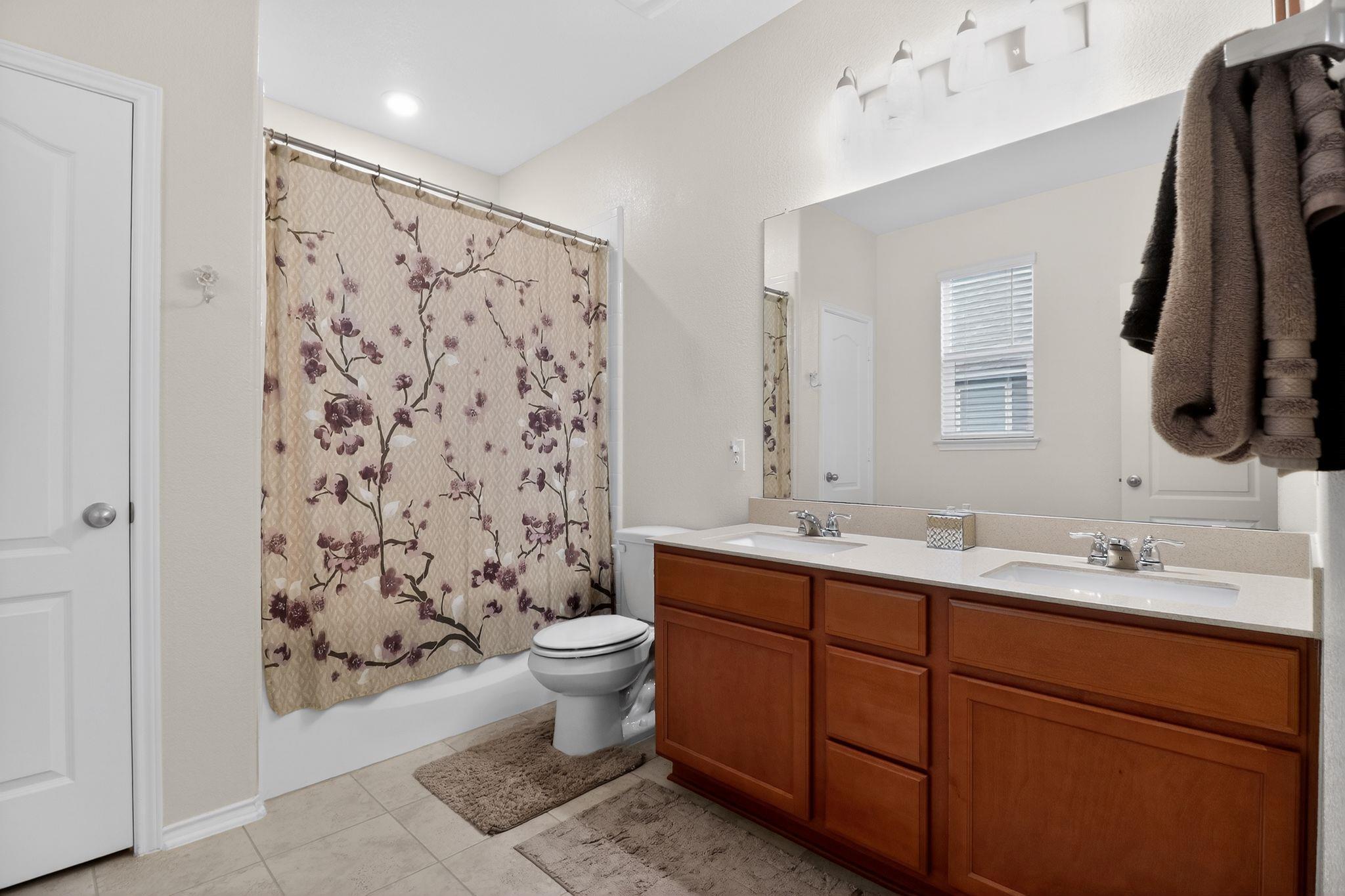 213 Jarbridge Dr, Kyle, TX 78640