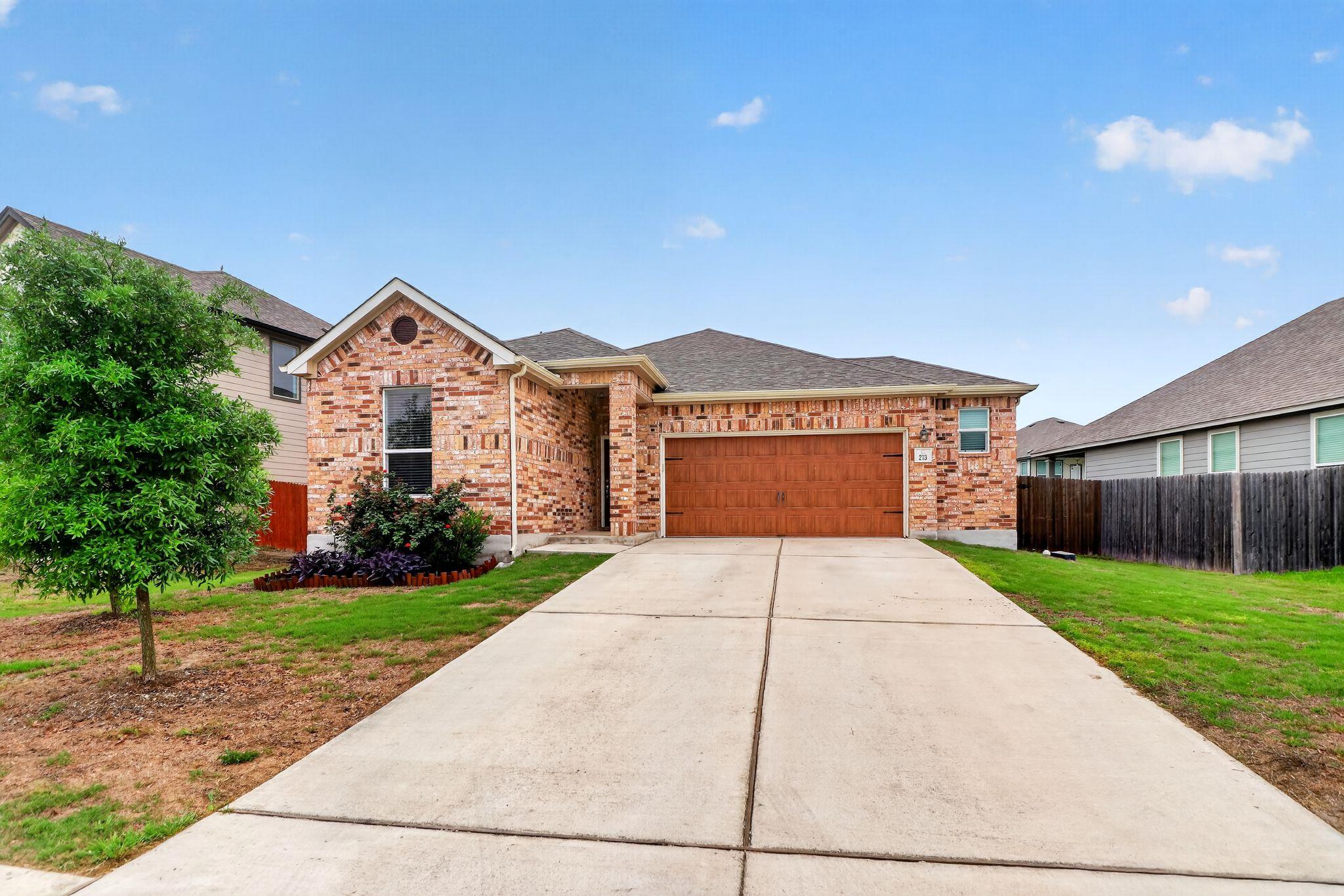 213 Jarbridge Dr, Kyle, TX 78640