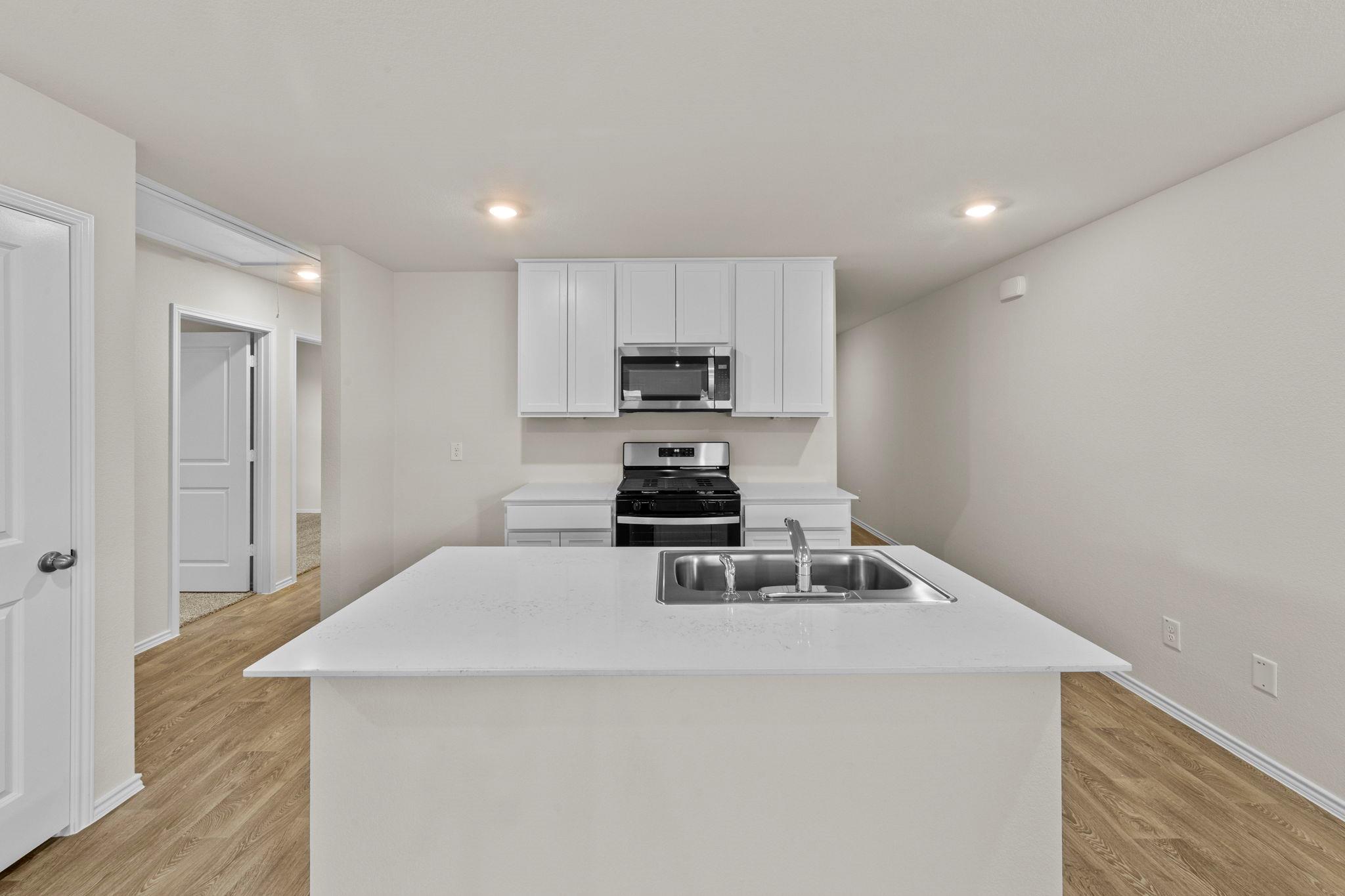 196 Surrey Oaks, Maxwell, TX 78656