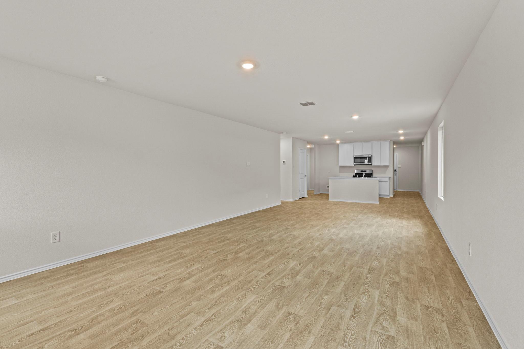 196 Surrey Oaks, Maxwell, TX 78656