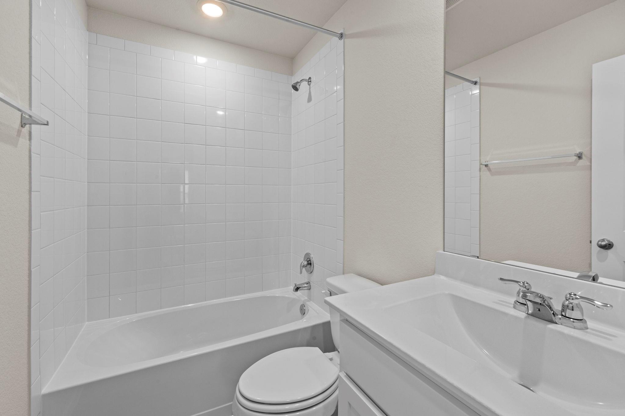 196 Surrey Oaks, Maxwell, TX 78656