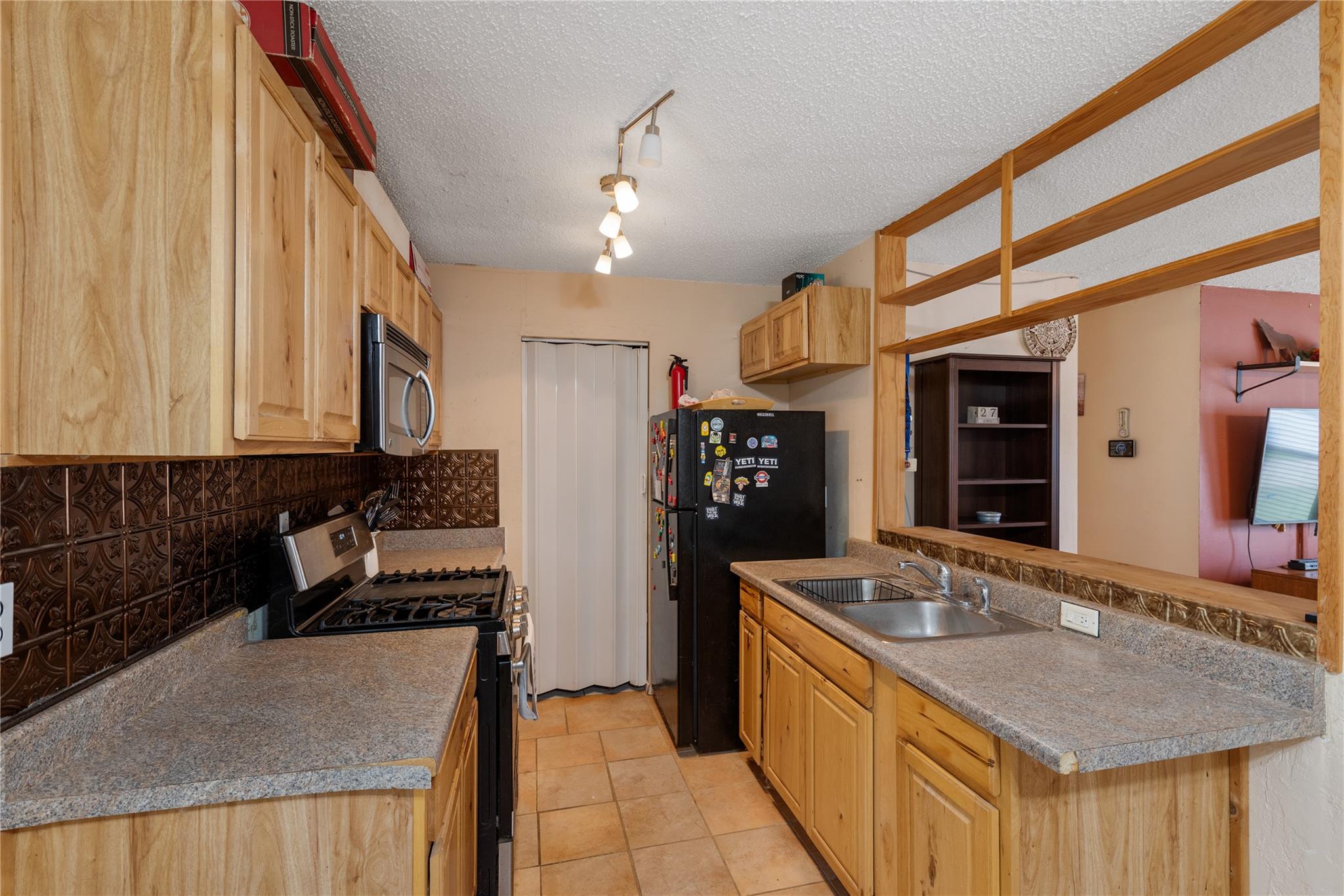 1904 Heathwood Cir, Round Rock, TX 78664