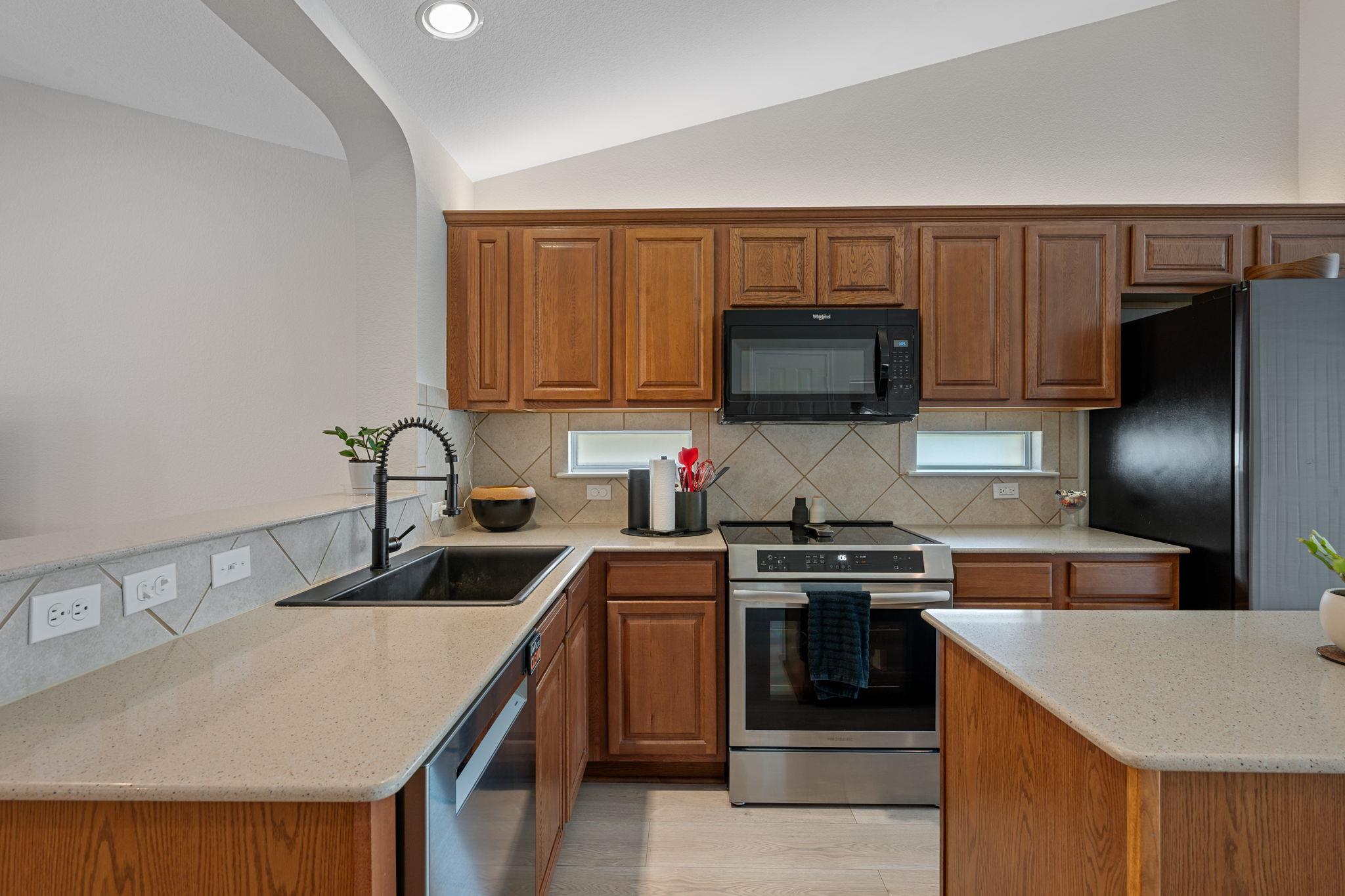 803 Brazos Bend Dr, Cedar Park, TX 78613