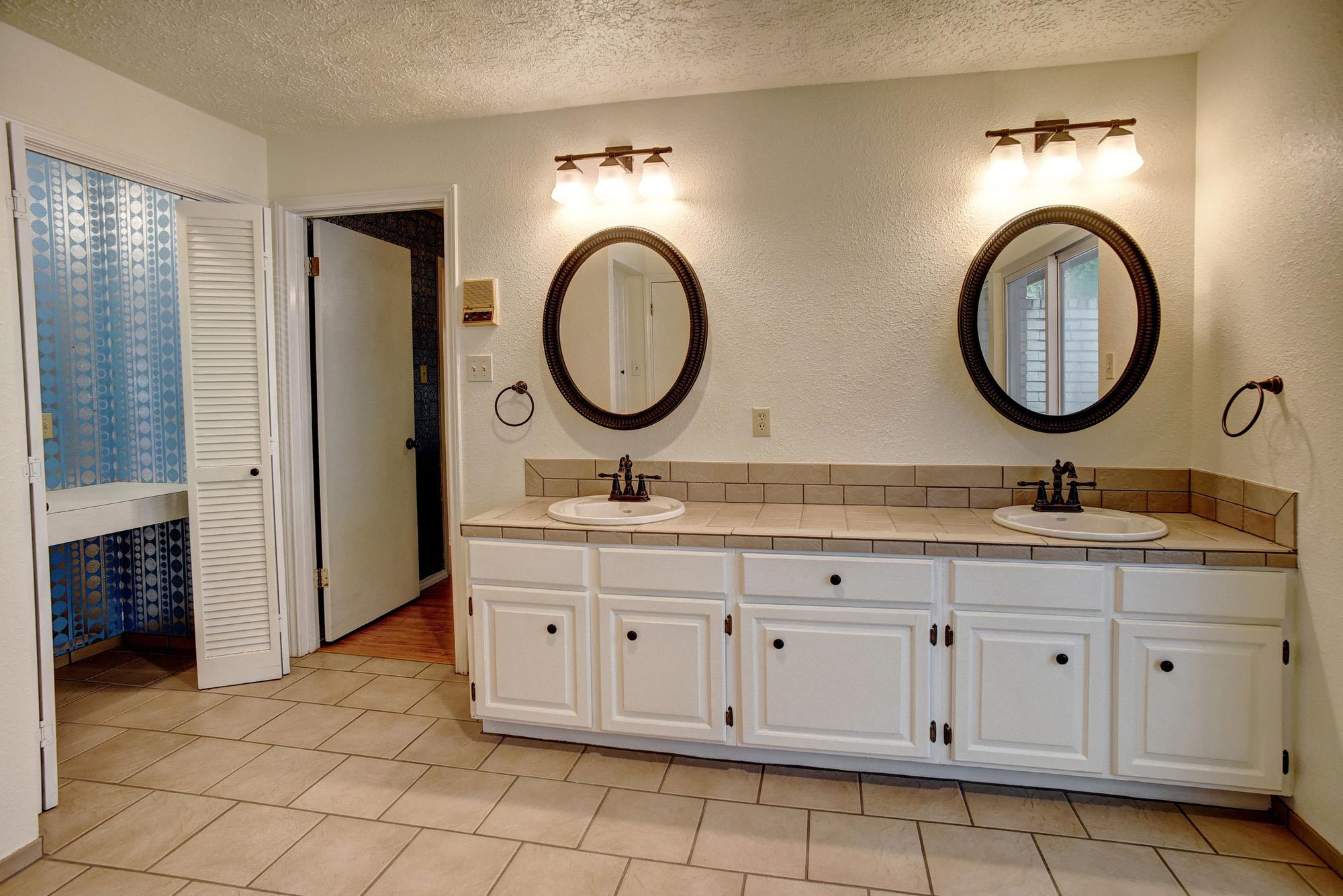 204 Maynard St, Bastrop, TX 78602