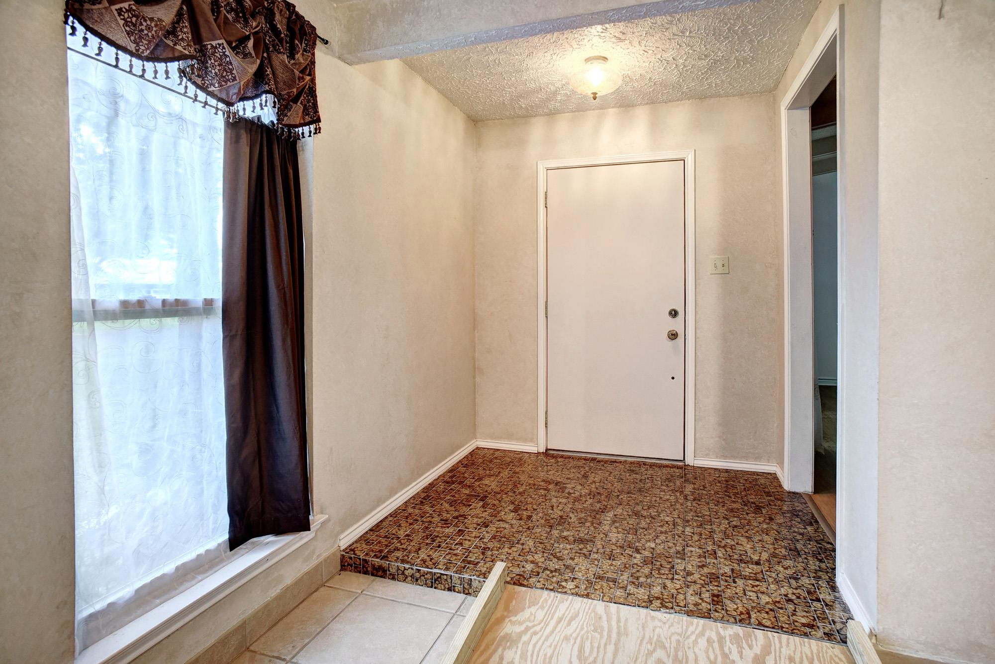 204 Maynard St, Bastrop, TX 78602