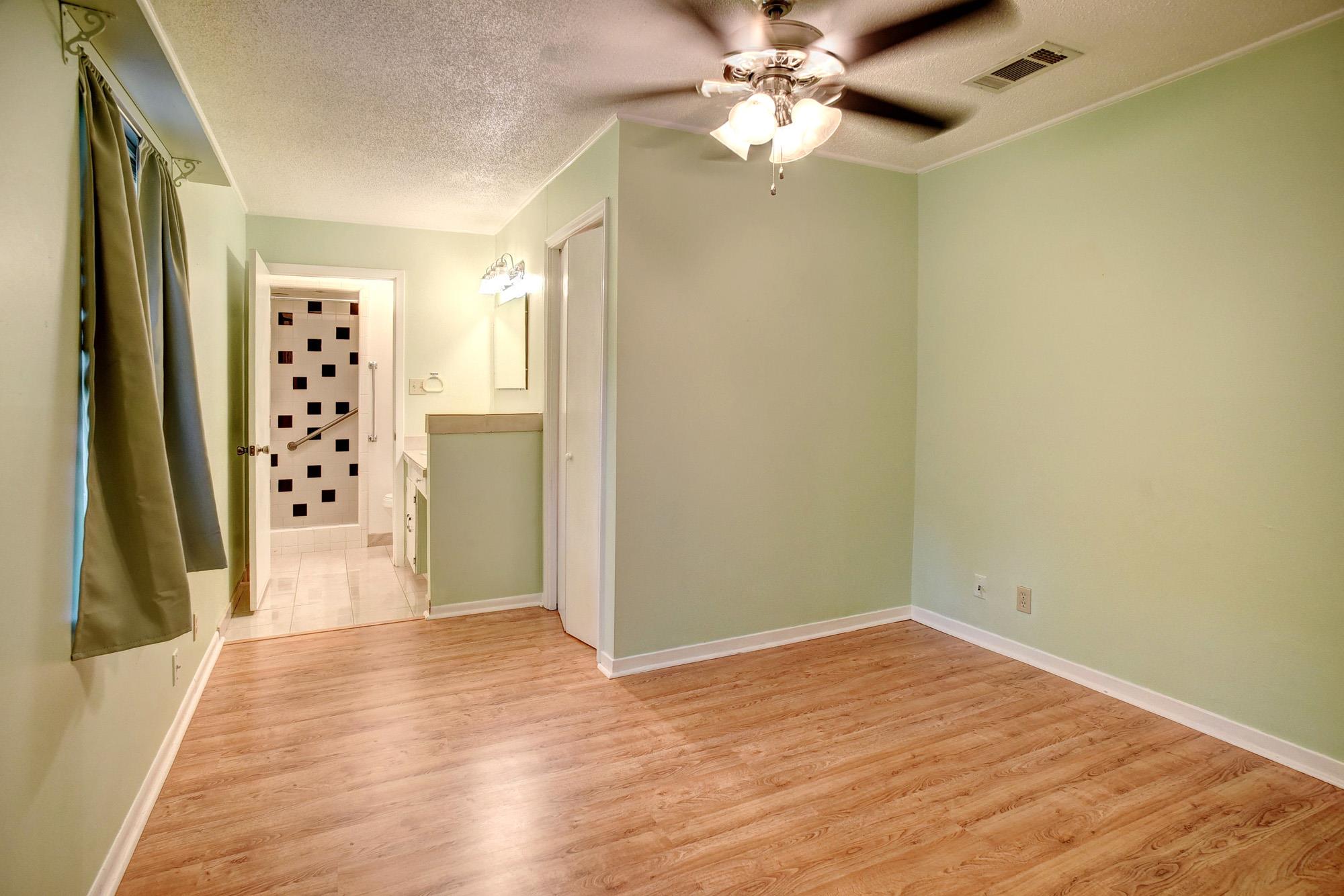 204 Maynard St, Bastrop, TX 78602