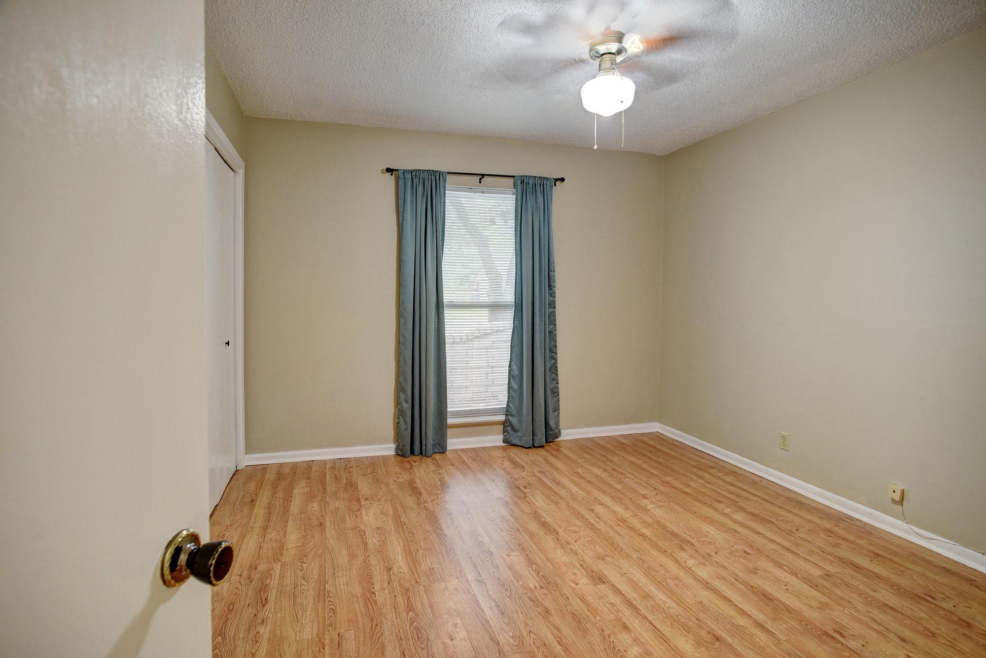 204 Maynard St, Bastrop, TX 78602