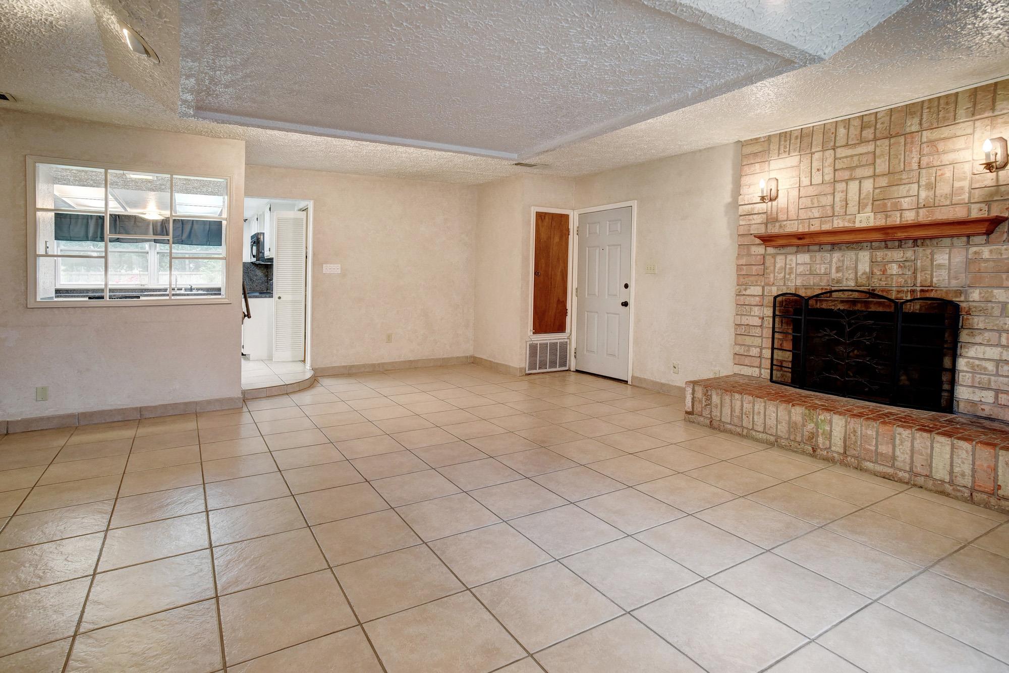 204 Maynard St, Bastrop, TX 78602