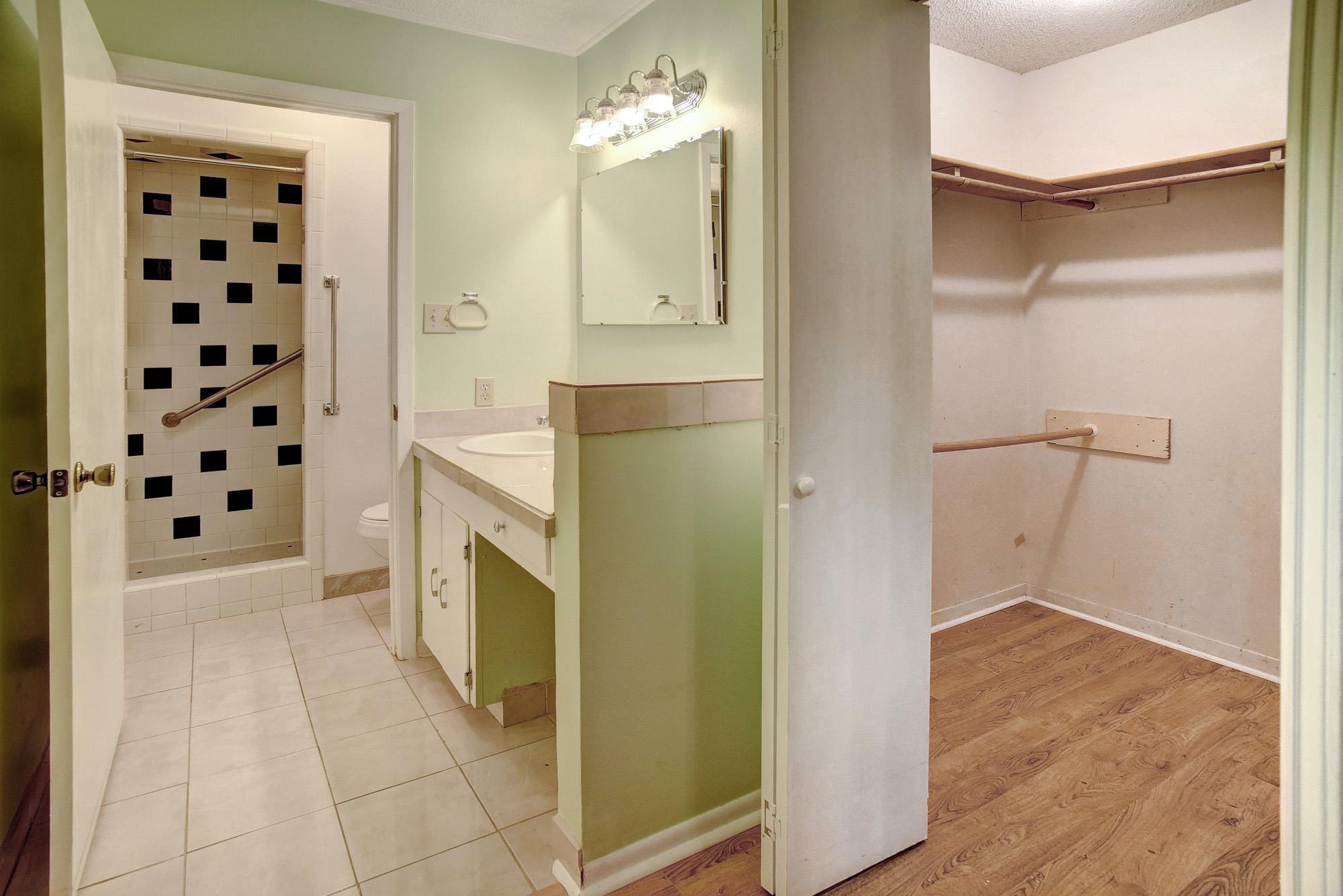 204 Maynard St, Bastrop, TX 78602