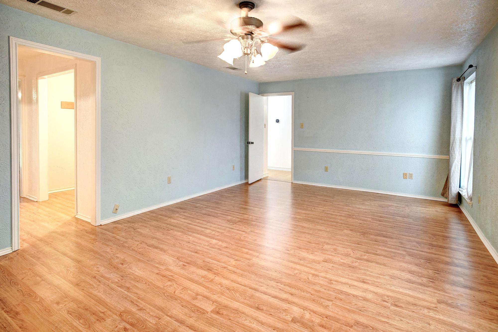 204 Maynard St, Bastrop, TX 78602