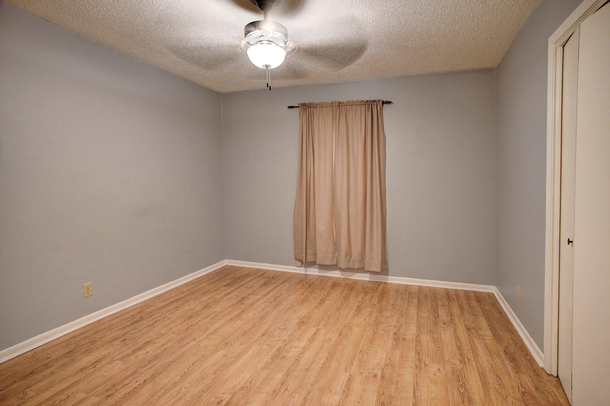 204 Maynard St, Bastrop, TX 78602