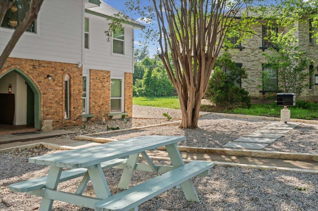 3436 Willowrun Dr # C, Austin, TX 78704