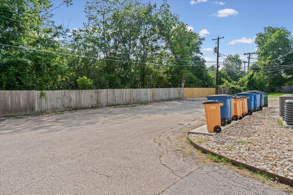 3436 Willowrun Dr # C, Austin, TX 78704