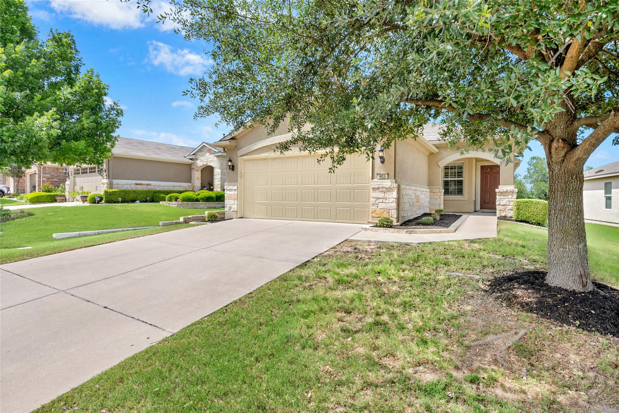 903 Salado Creek Ln, Georgetown, TX 78633