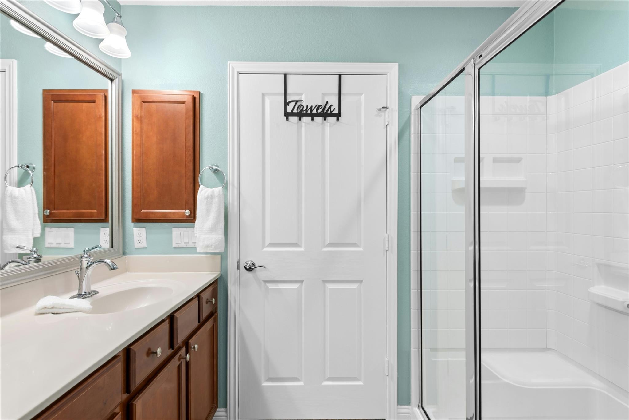 903 Salado Creek Ln, Georgetown, TX 78633