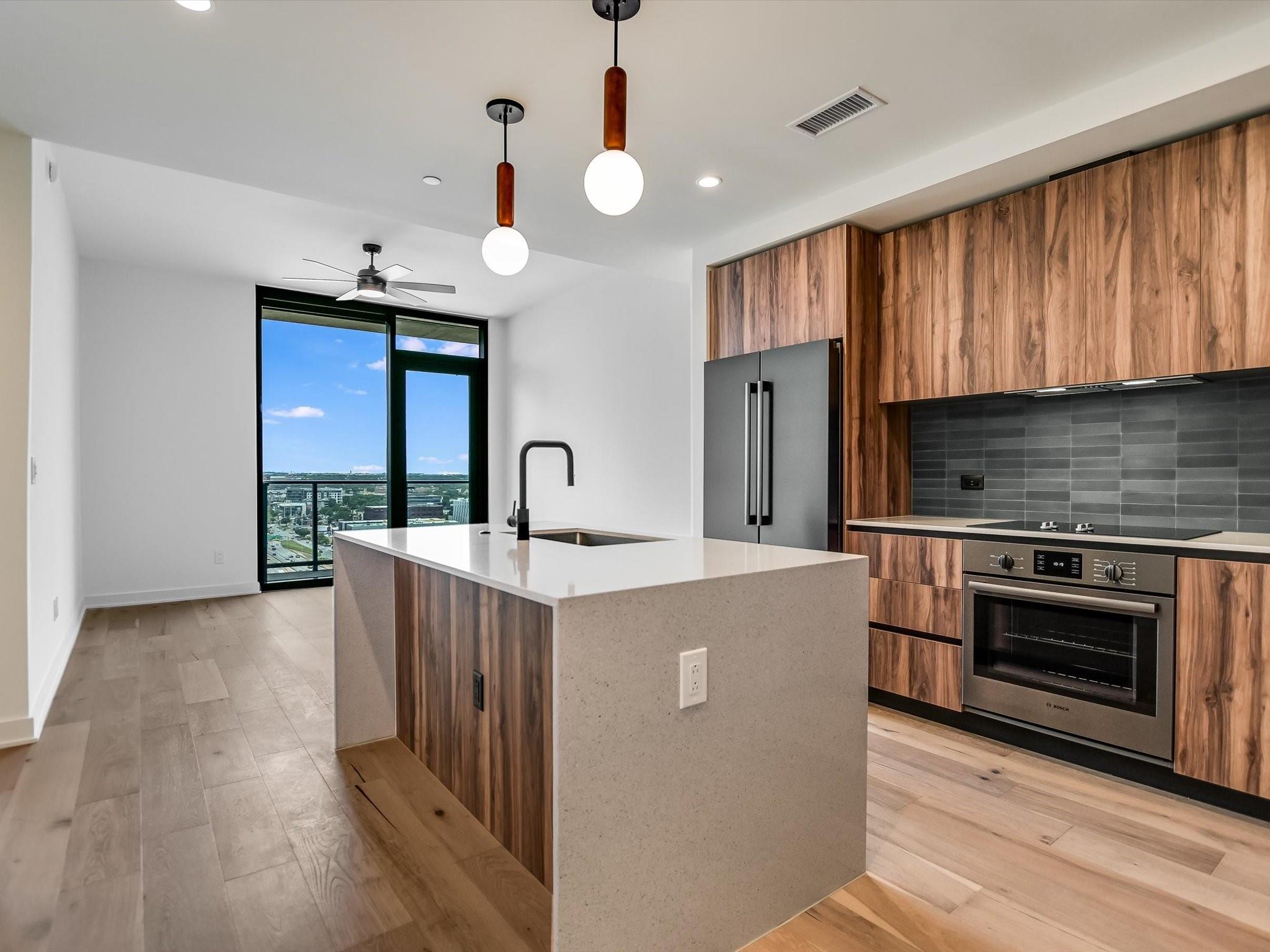 84 East Ave # 2102, Austin, TX 78701