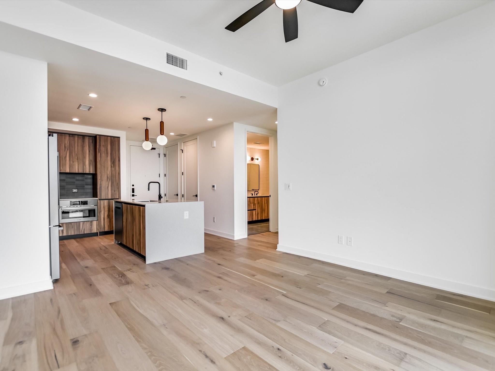 84 East Ave # 2102, Austin, TX 78701
