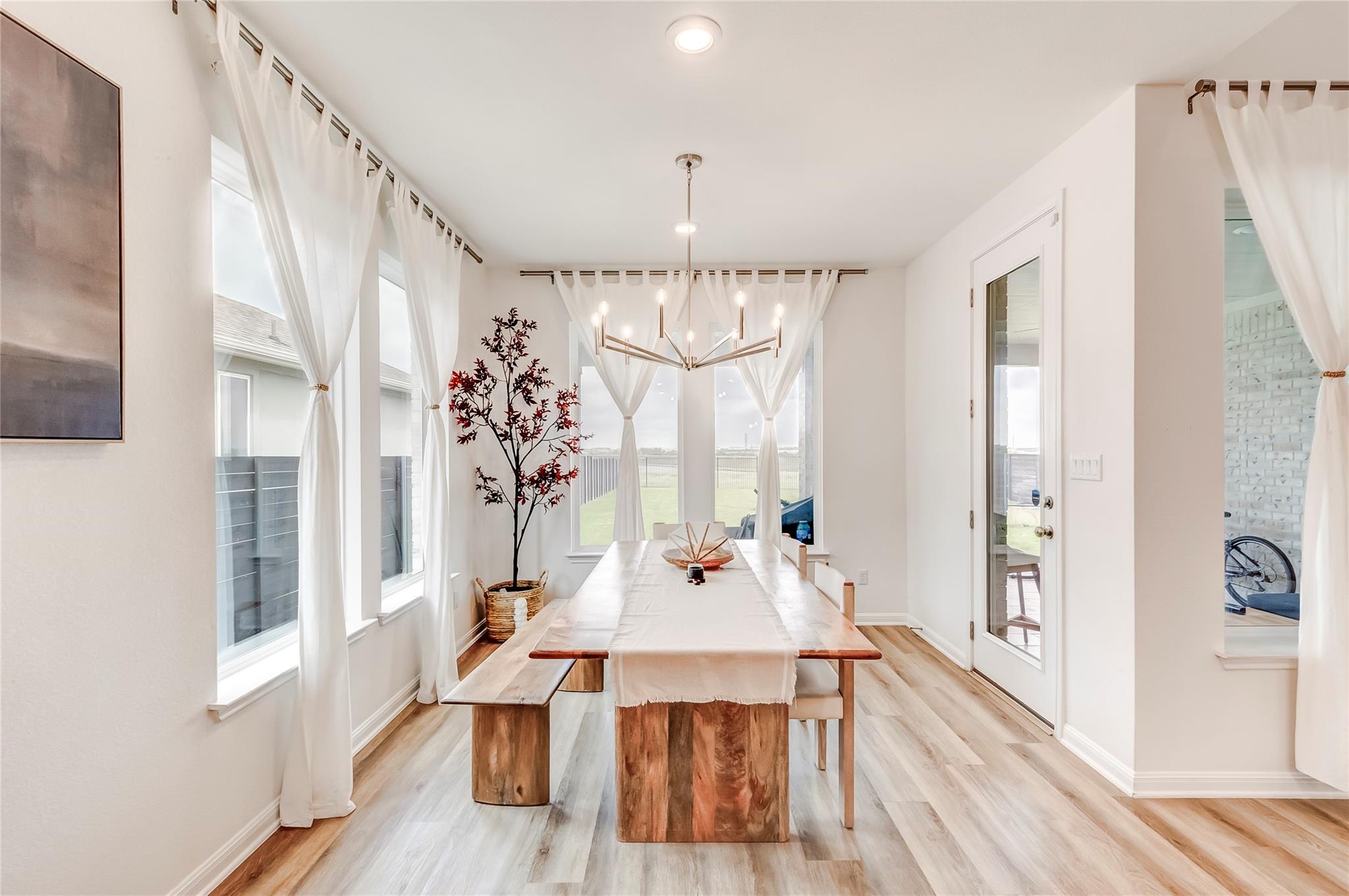 713 Leeward Pass, Leander, TX 78641