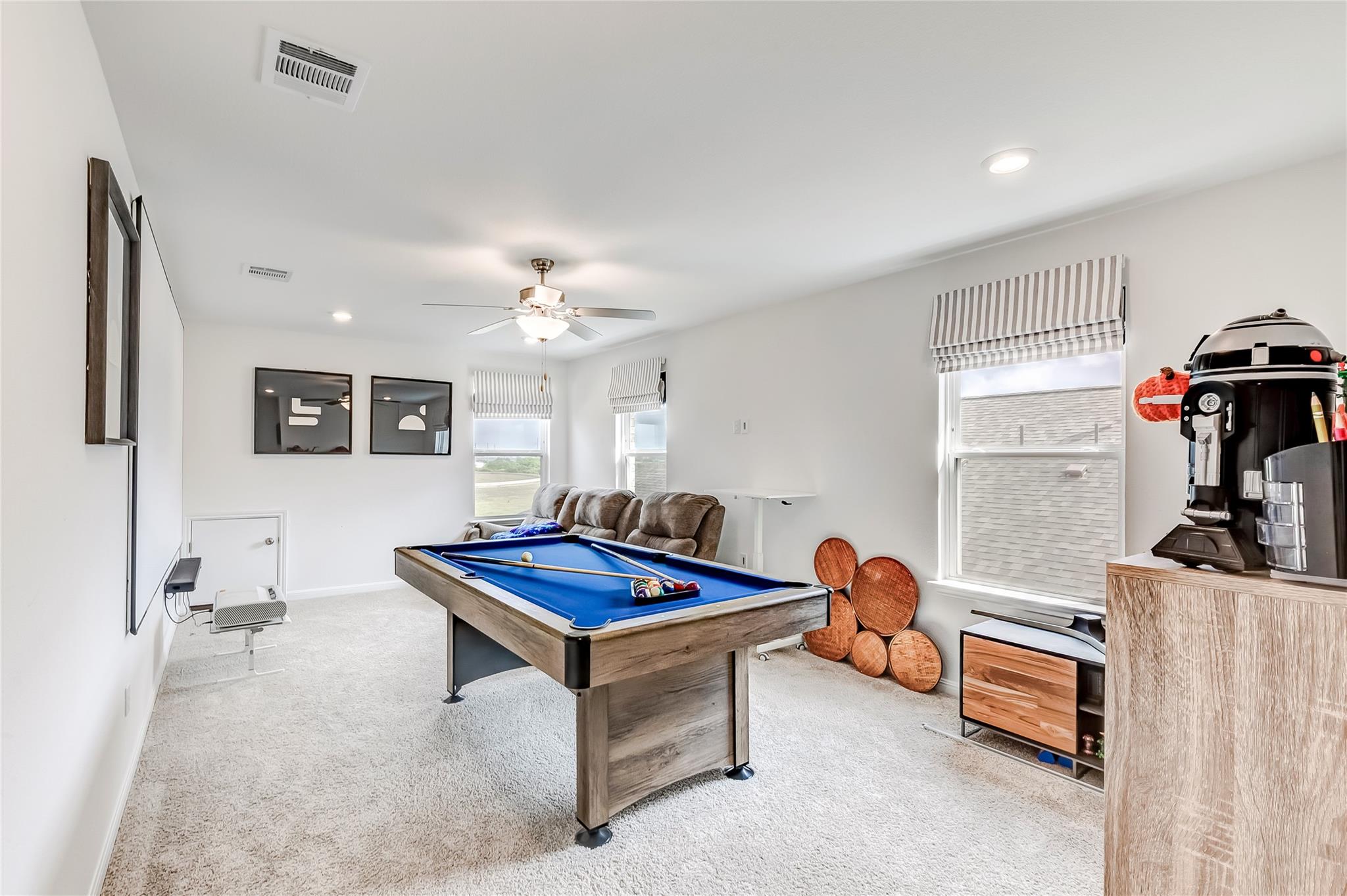 713 Leeward Pass, Leander, TX 78641