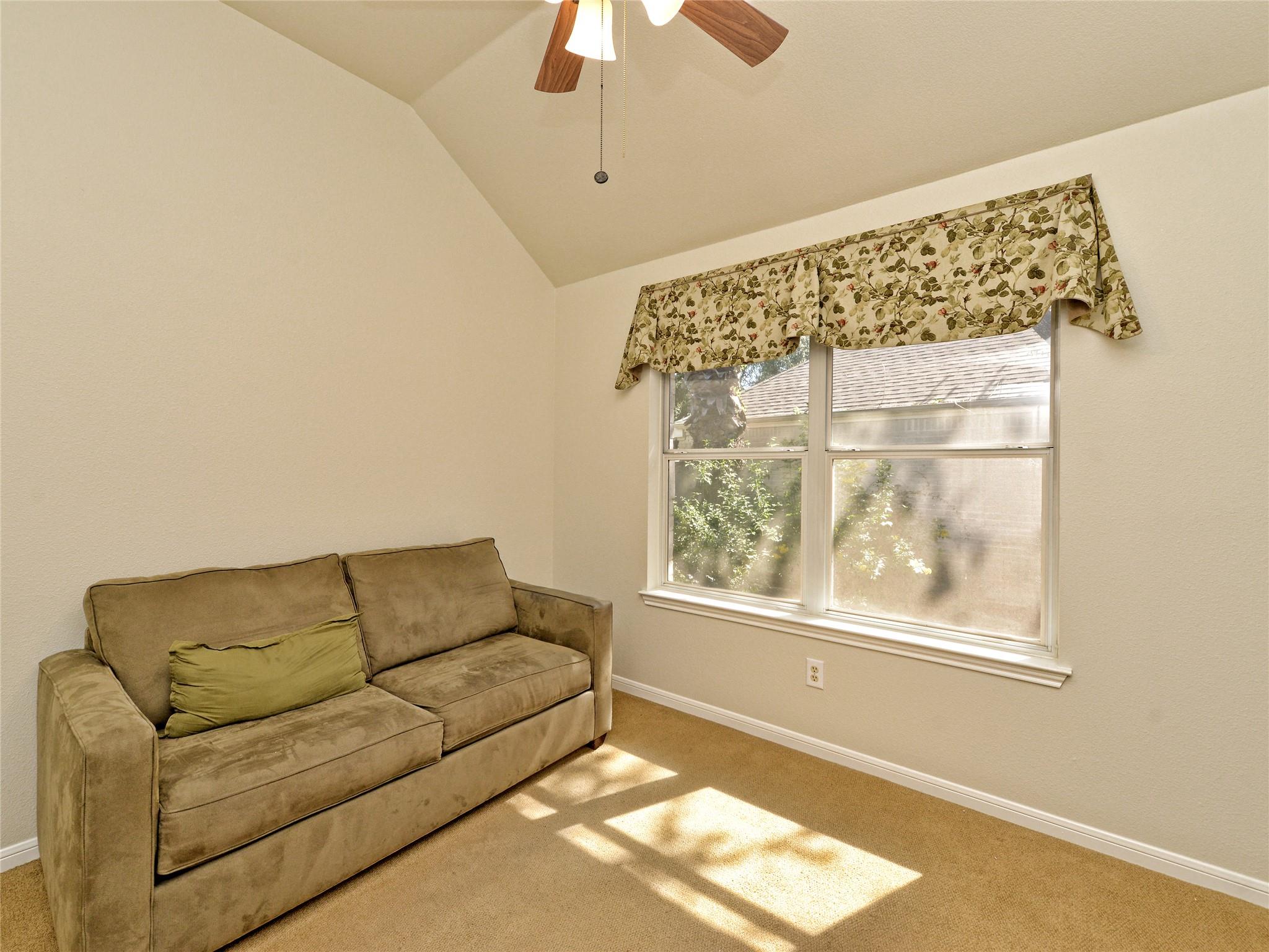 11 Troon Dr, Austin, TX 78738