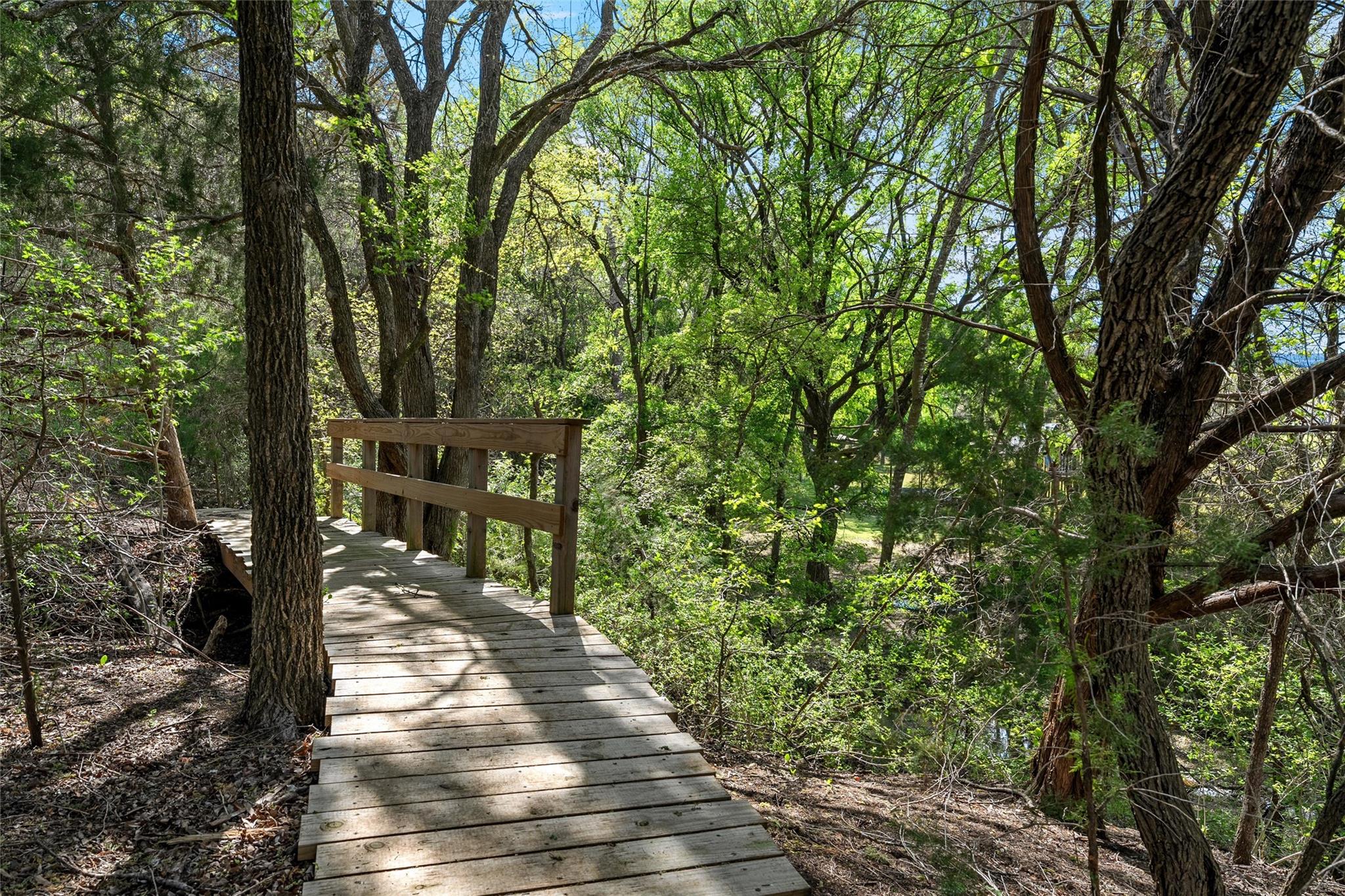 14690 Chapel Rd, Lorena, TX 76655