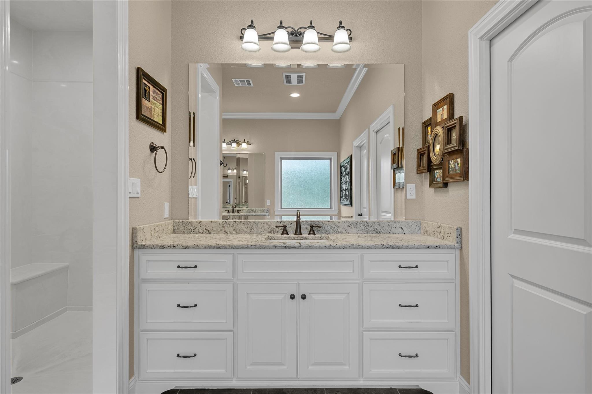 14690 Chapel Rd, Lorena, TX 76655