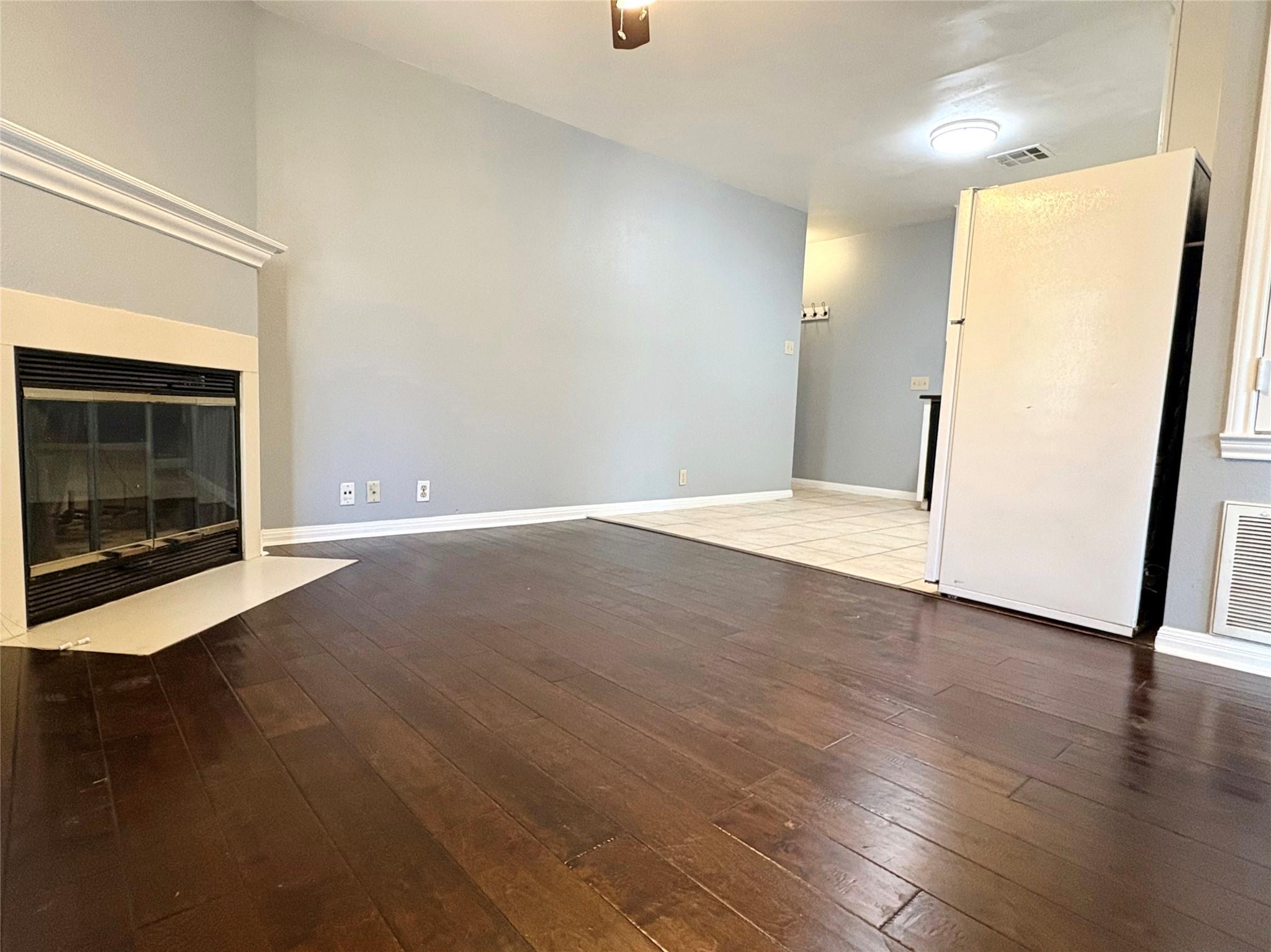 502 W 17th St # E, Austin, TX 78701