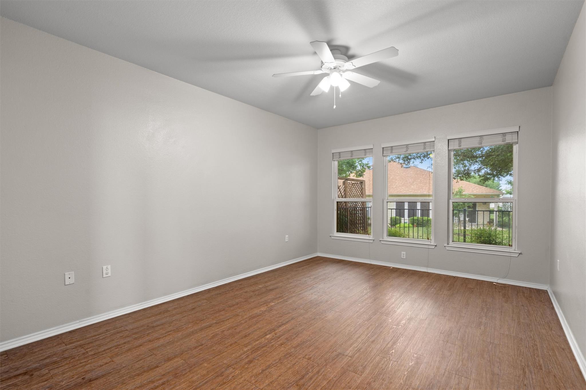 330 Portsmouth Dr, Georgetown, TX 78633